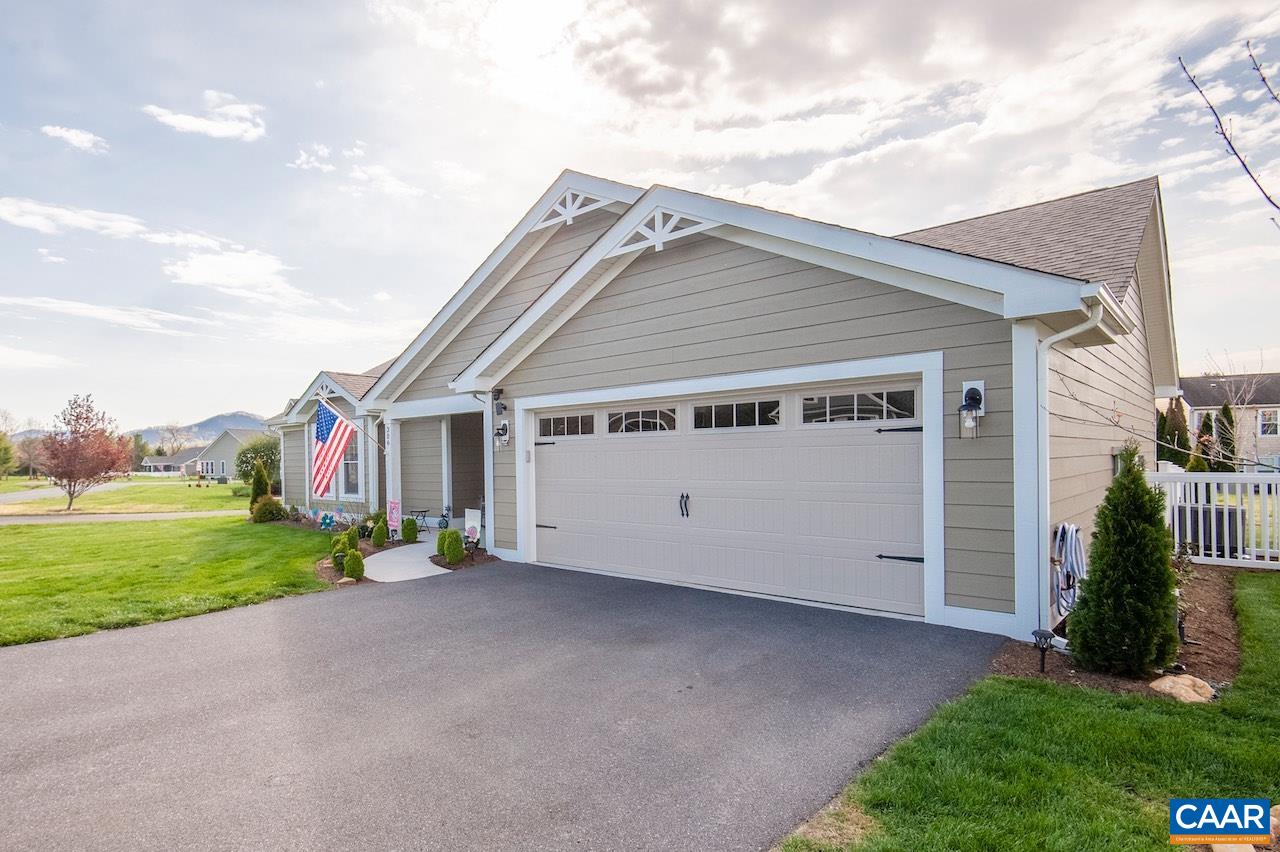 306 STONE ORCHARD DR
