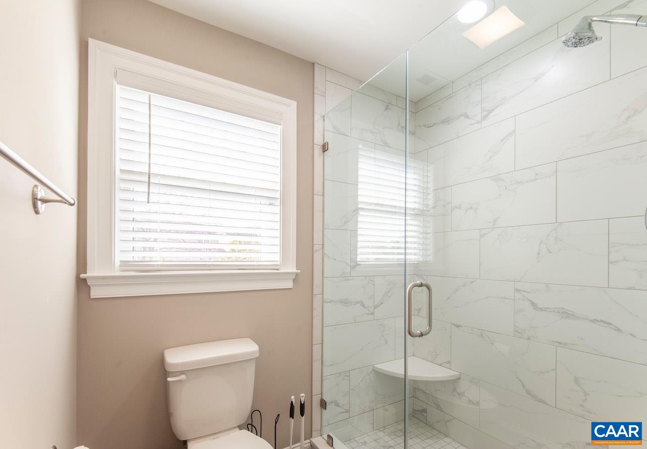 306 STONE ORCHARD DR