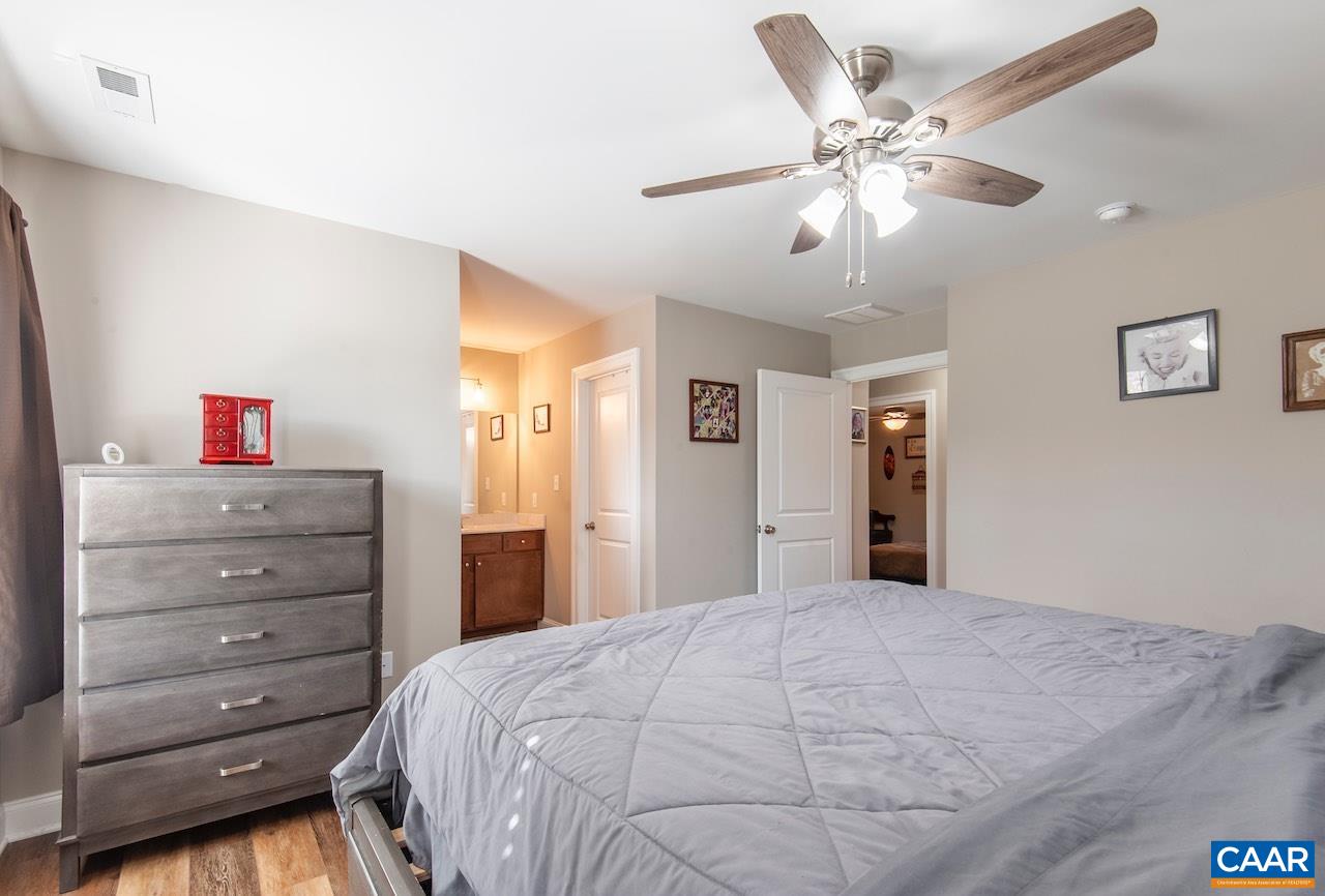 306 STONE ORCHARD DR