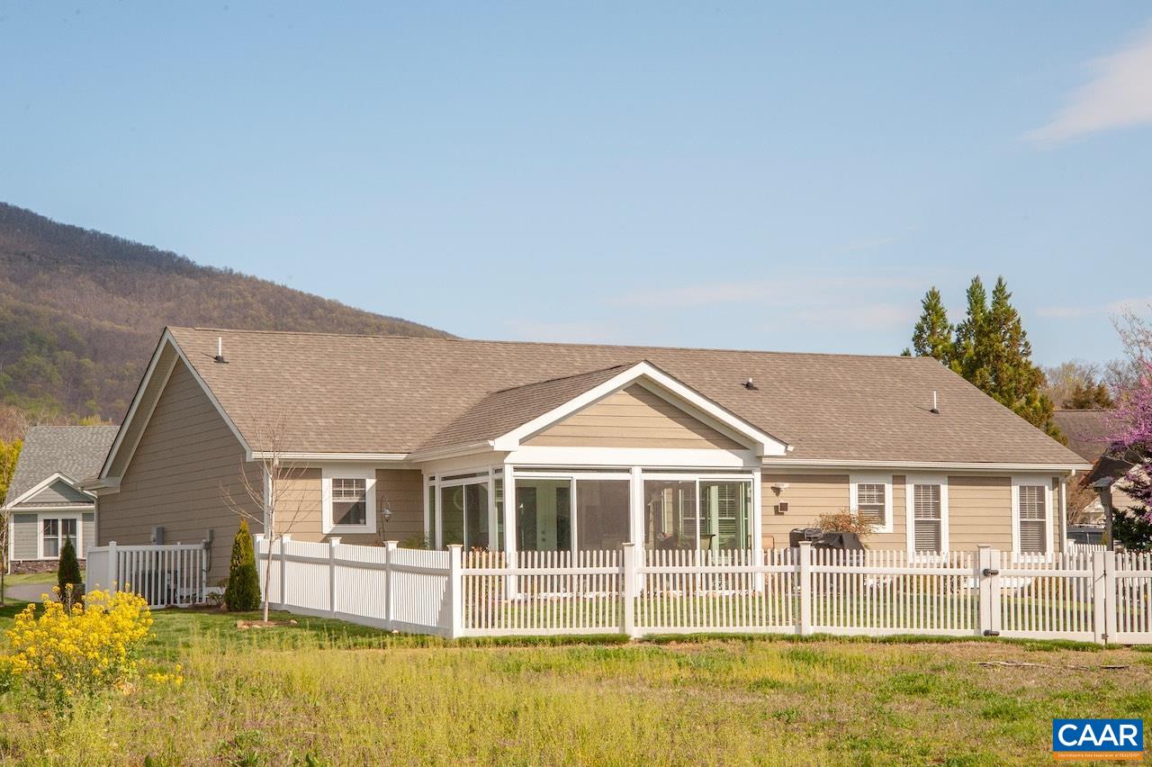 306 STONE ORCHARD DR