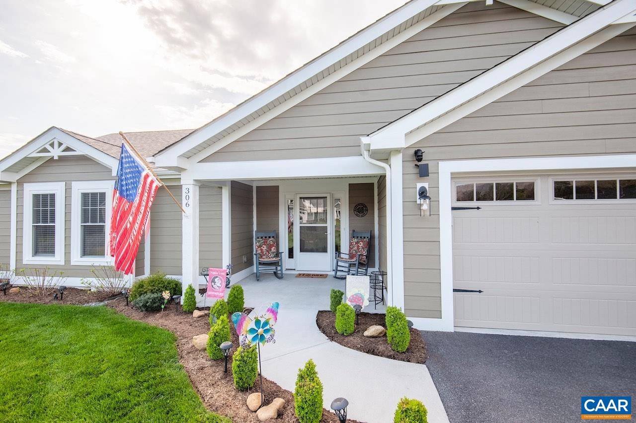 306 STONE ORCHARD DR