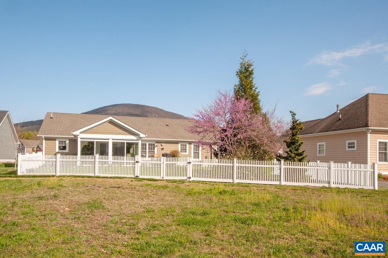 306 STONE ORCHARD DR