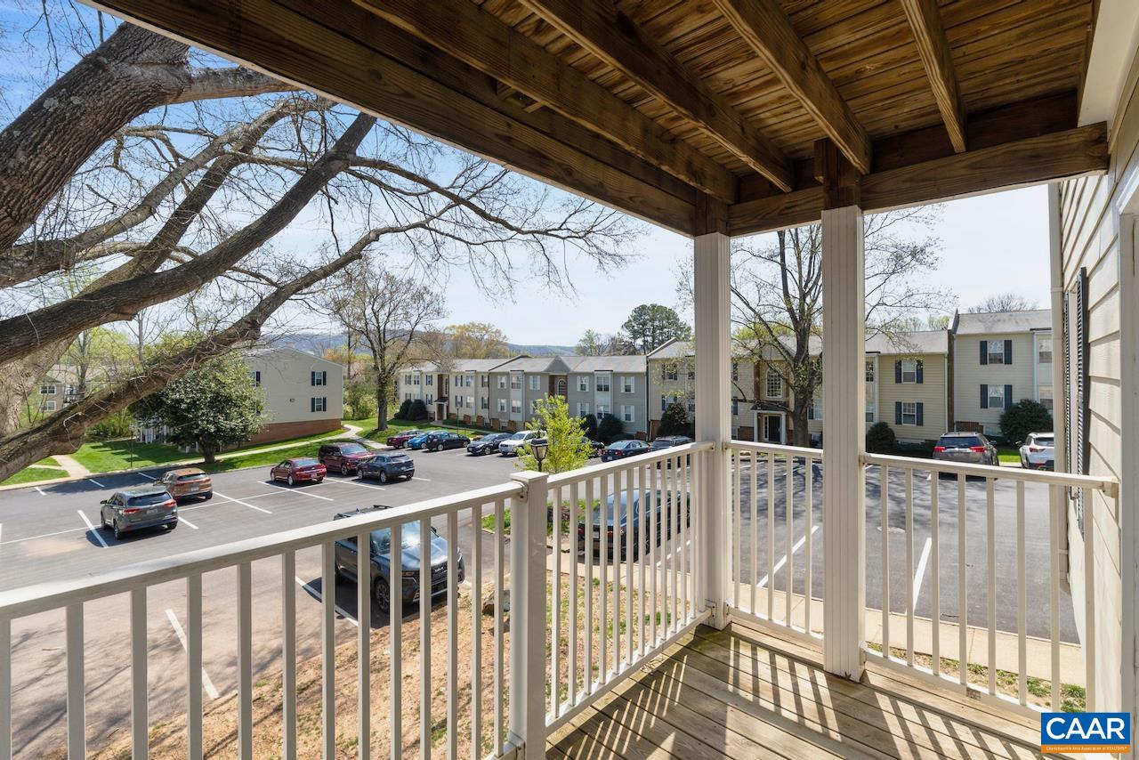 1232 VILLA LN Unit: D