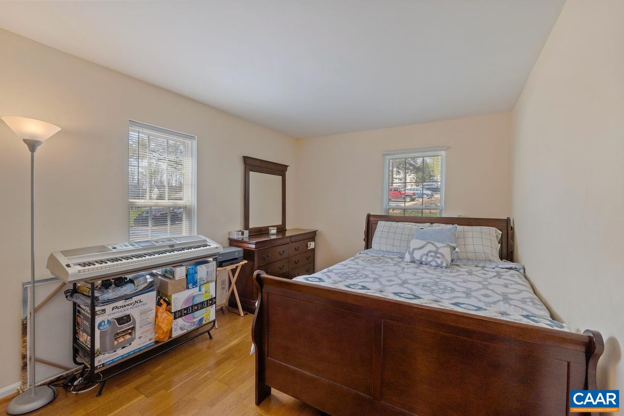 1232 VILLA LN Unit: D