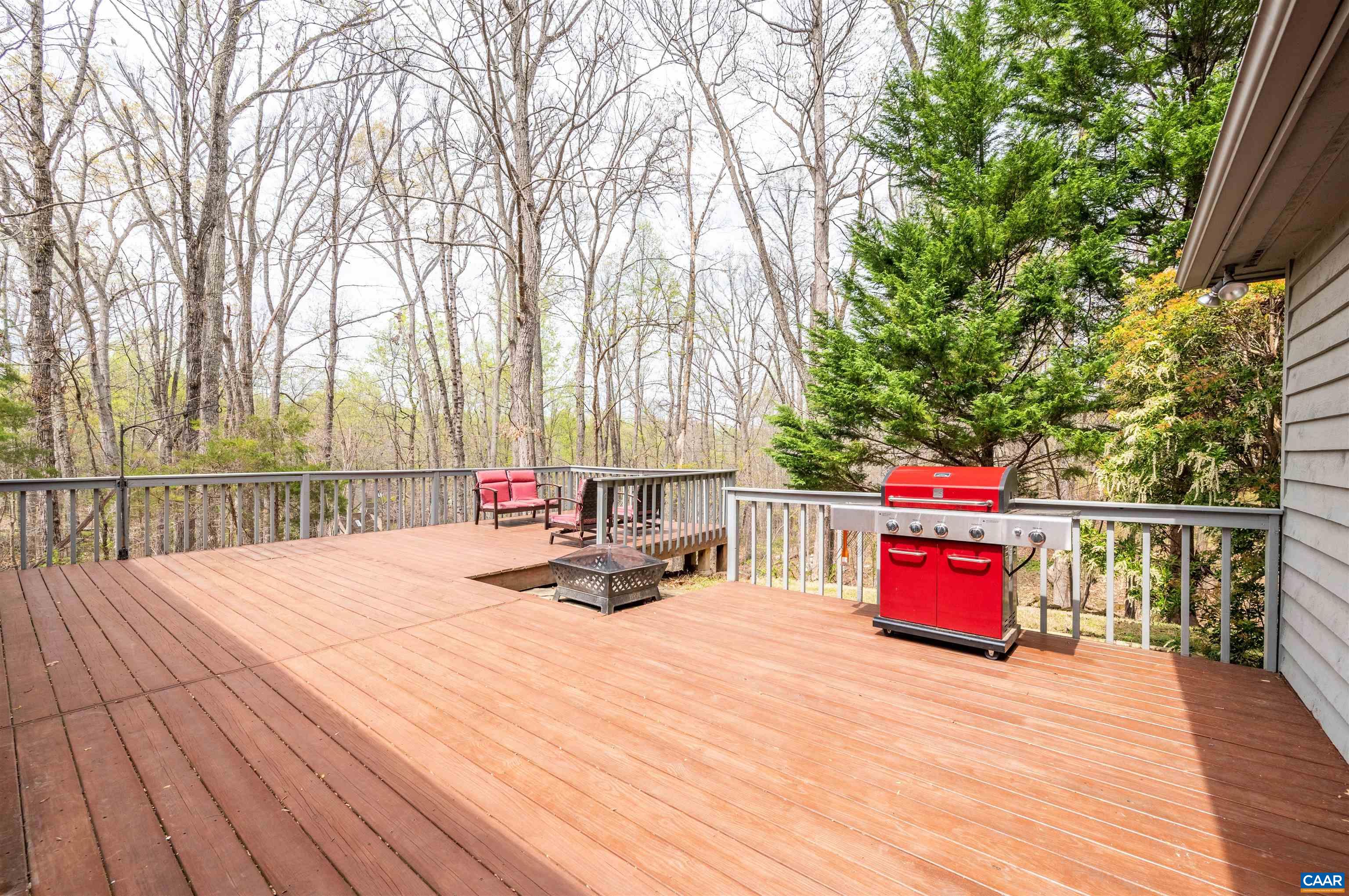 1745 STONEY CREEK DR