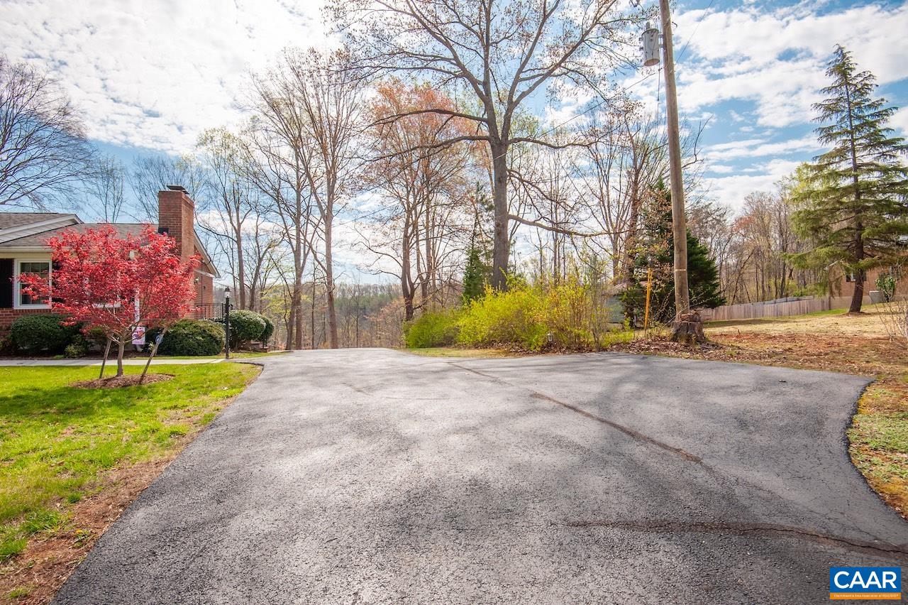 14872 THOMAS NELSON HWY