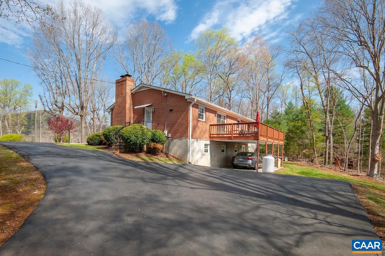 14872 THOMAS NELSON HWY