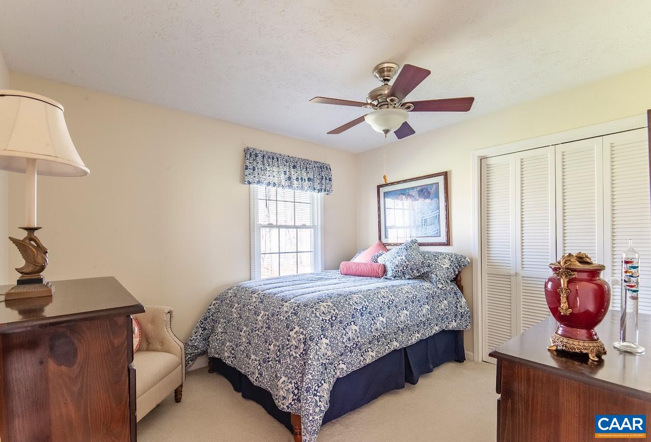 14872 THOMAS NELSON HWY