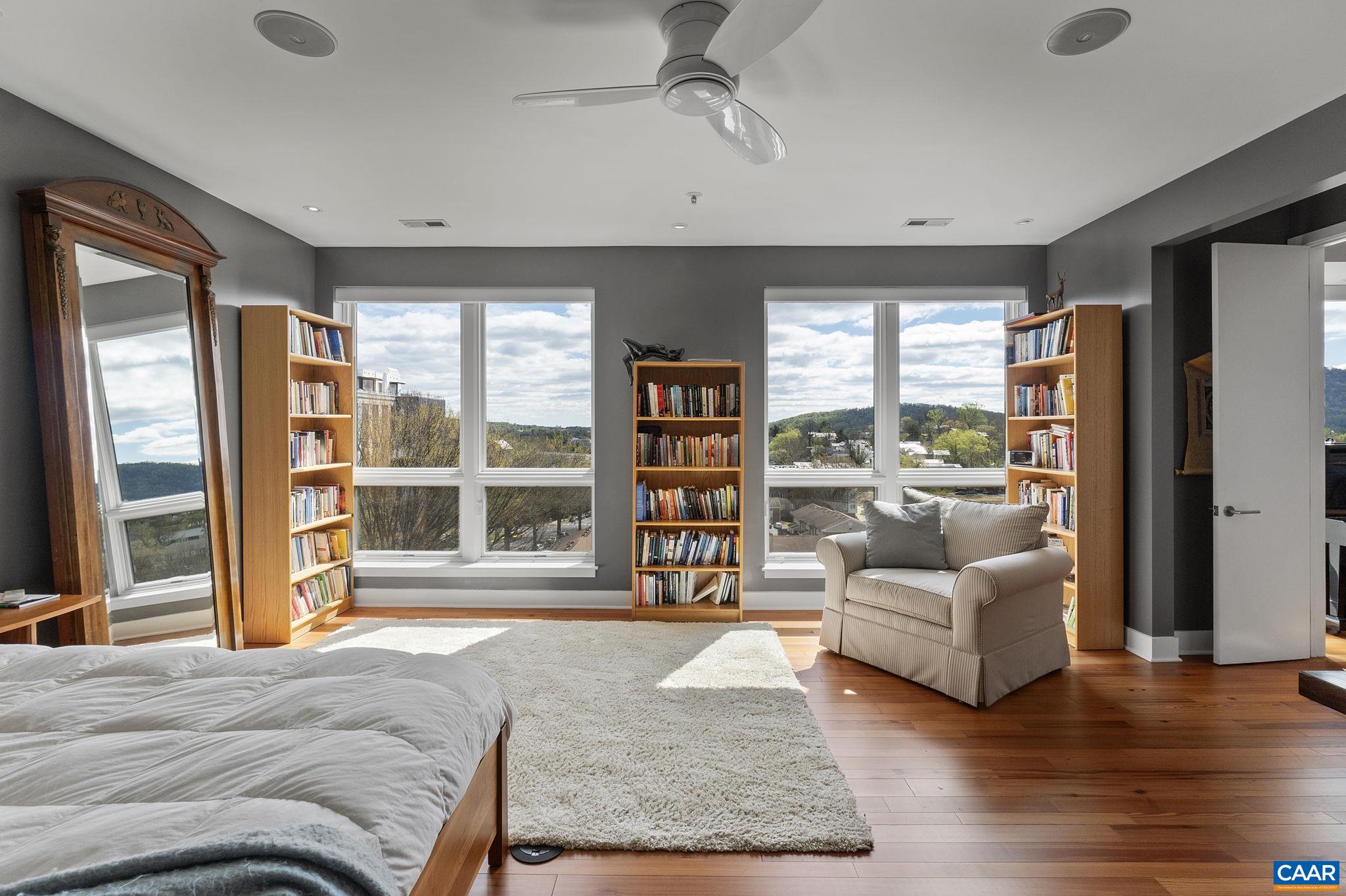 200 GARRETT ST Unit: 612