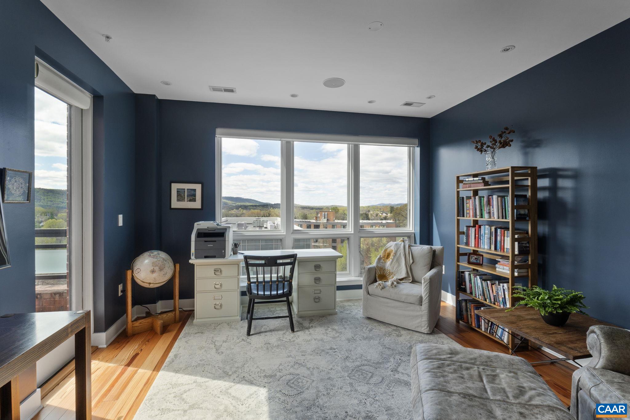 200 GARRETT ST Unit: 612