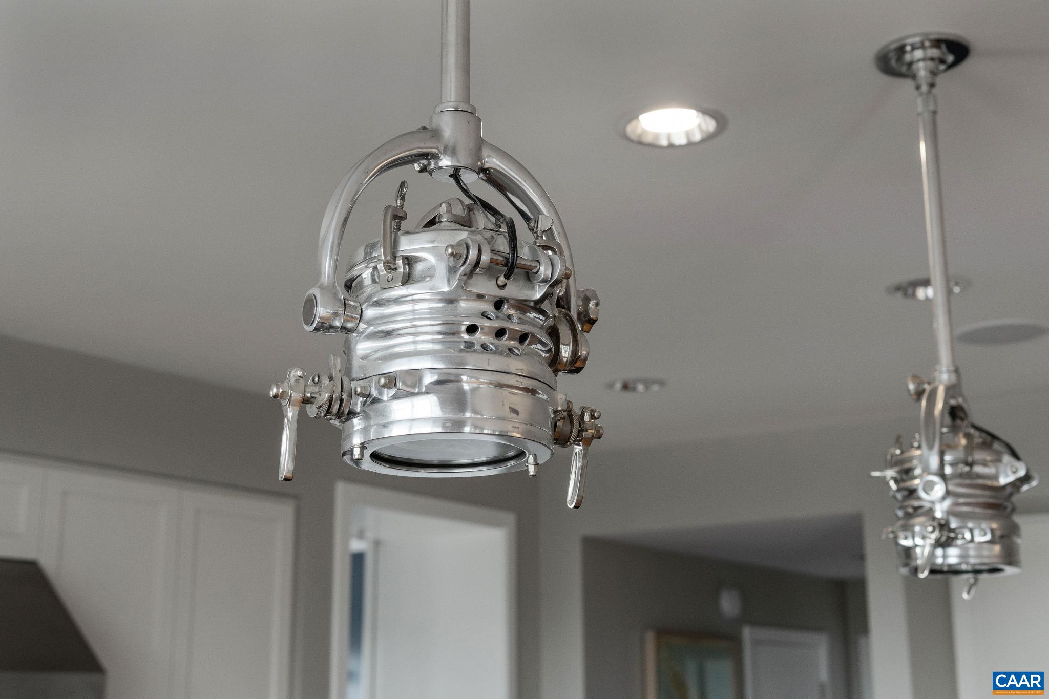 200 GARRETT ST Unit: 612