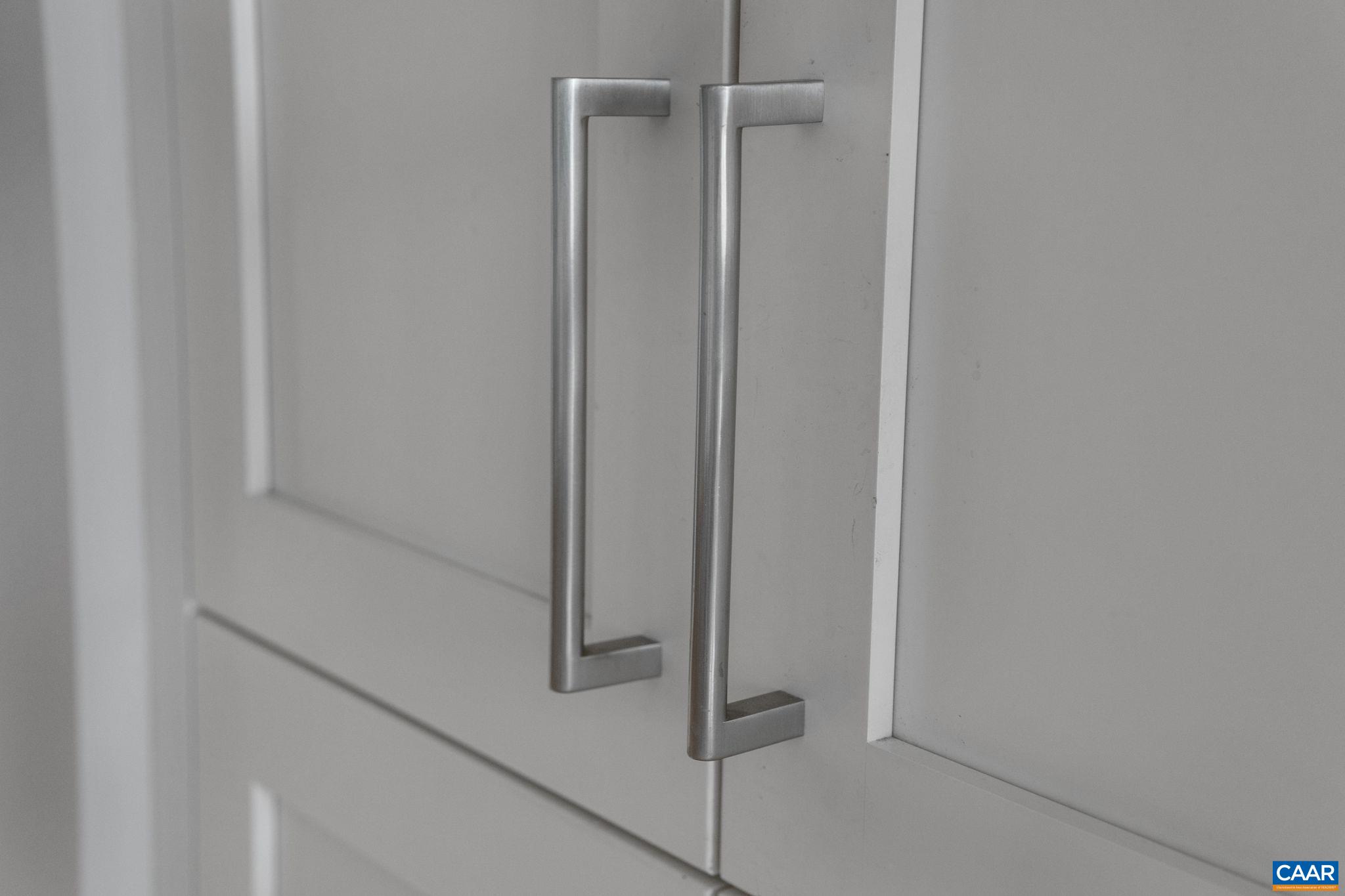 200 GARRETT ST Unit: 612