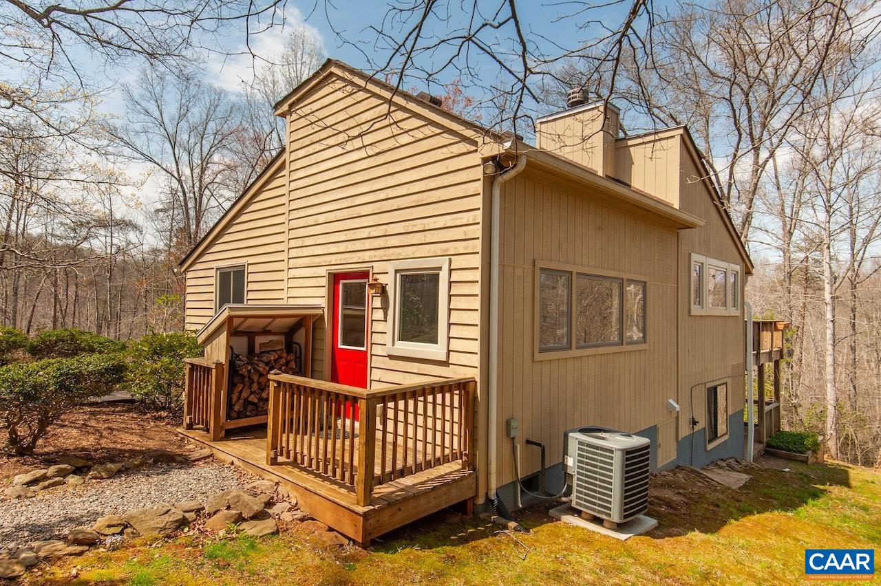 294 THREE FORK LN