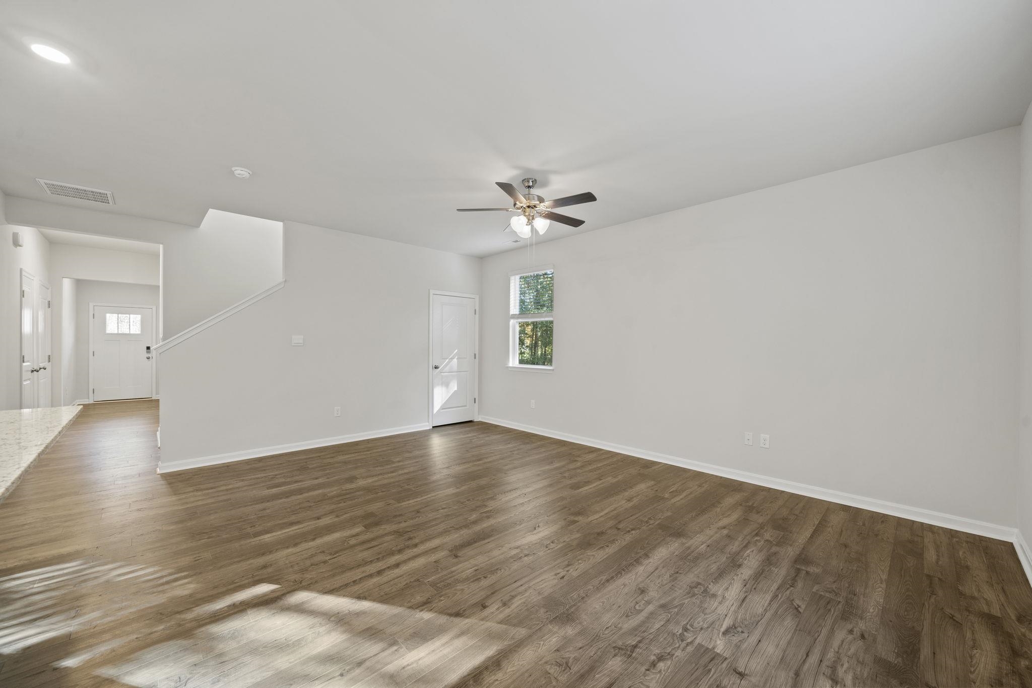 105 ROLLING RIDGE CT