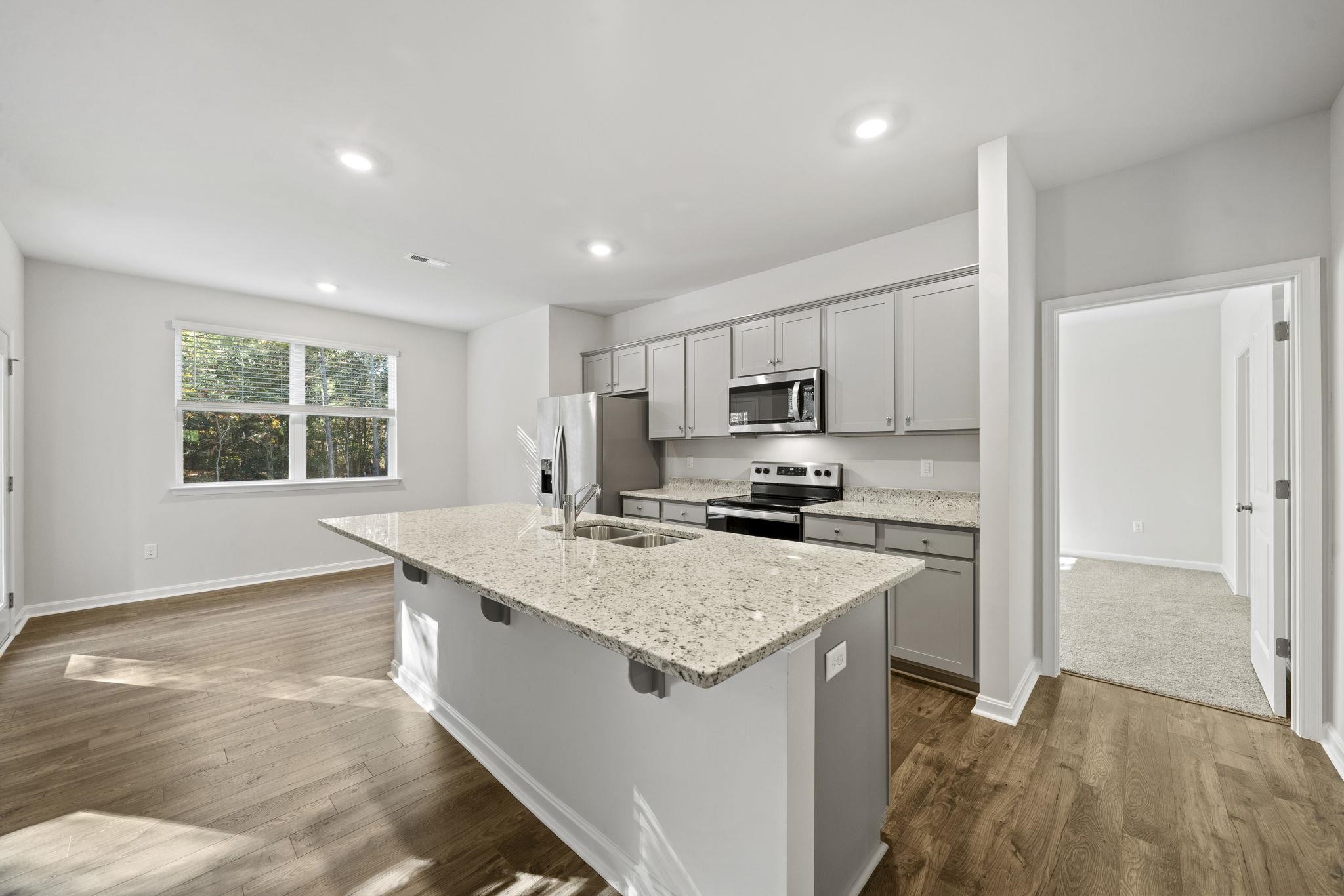 105 ROLLING RIDGE CT