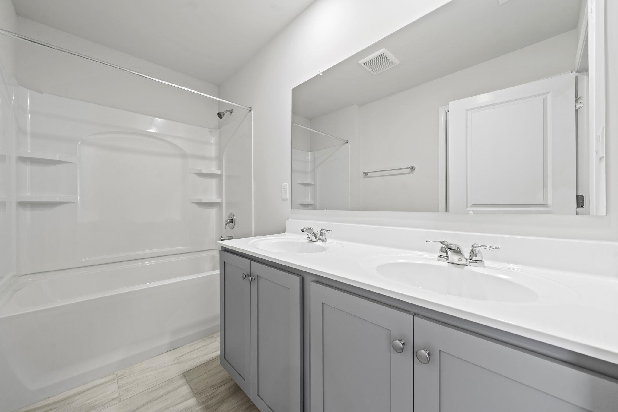 105 ROLLING RIDGE CT