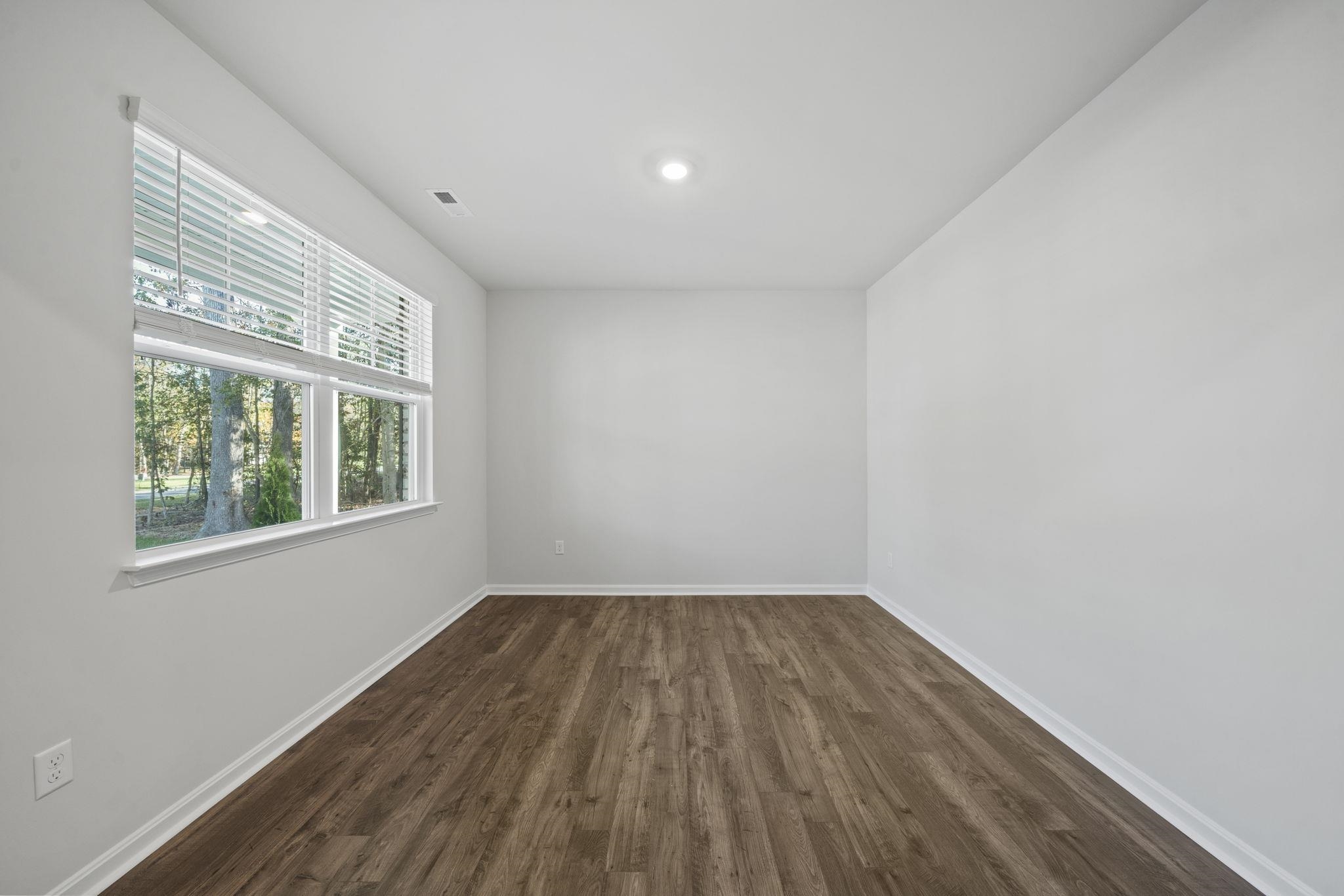 105 ROLLING RIDGE CT