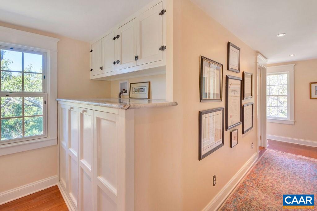 1005 WHISPERING PINES LN