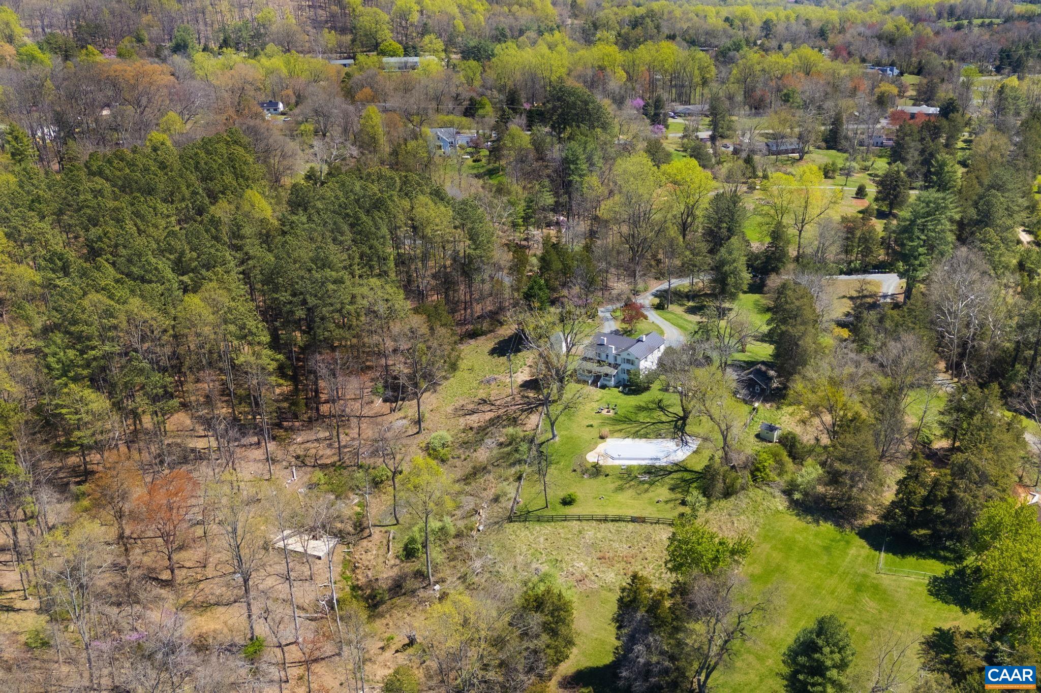 1005 WHISPERING PINES LN