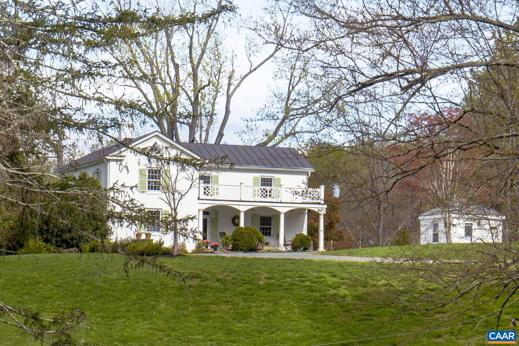 1005 WHISPERING PINES LN