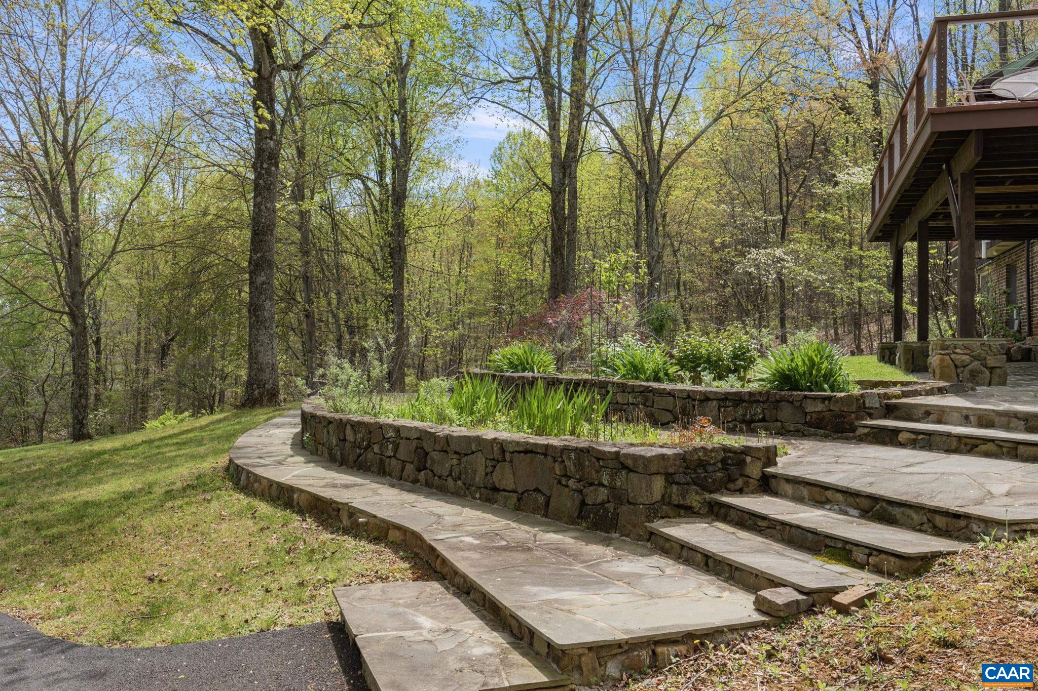 46 SPIRIT RIDGE LN