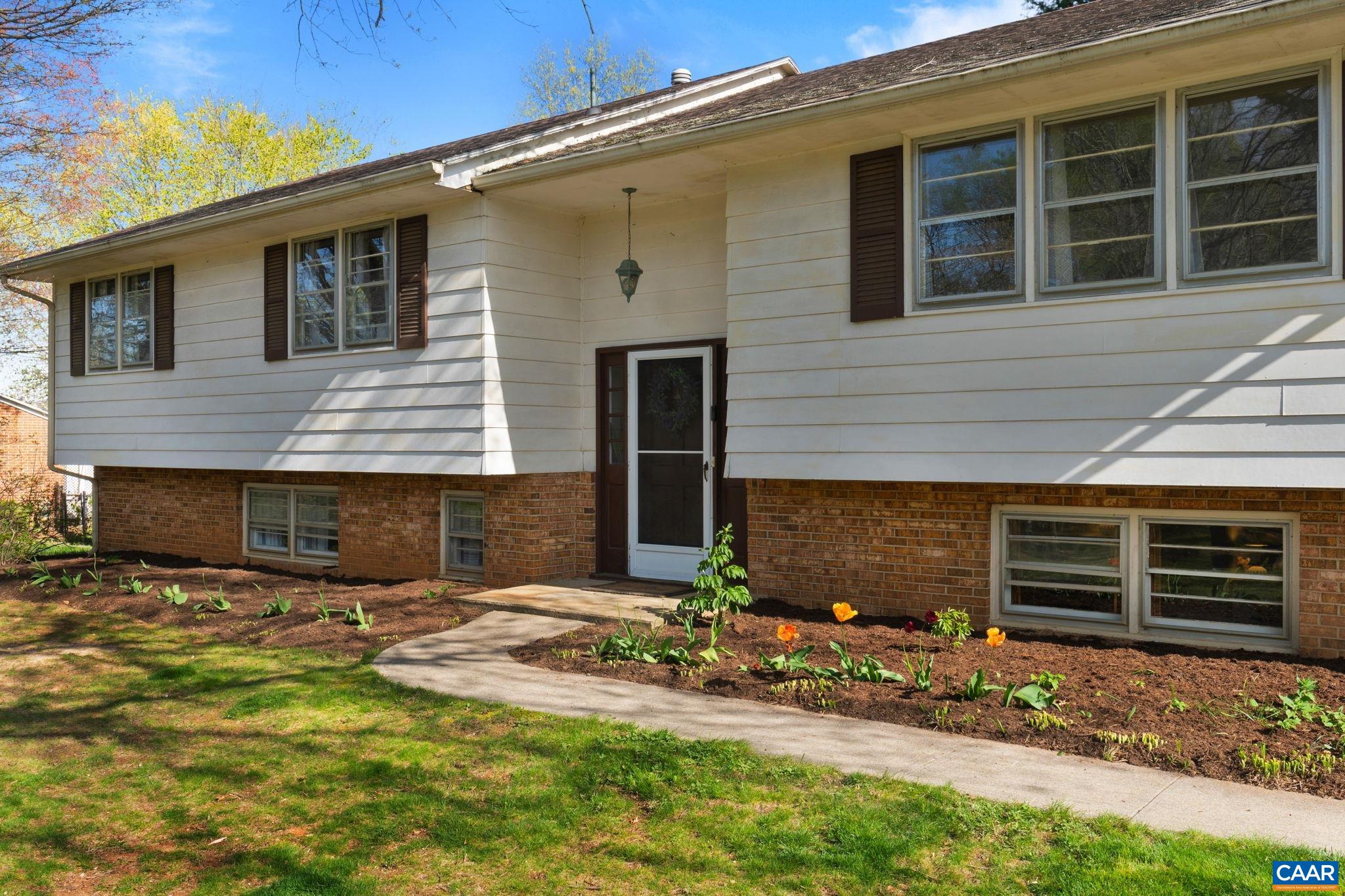 2316 DAVIS RD