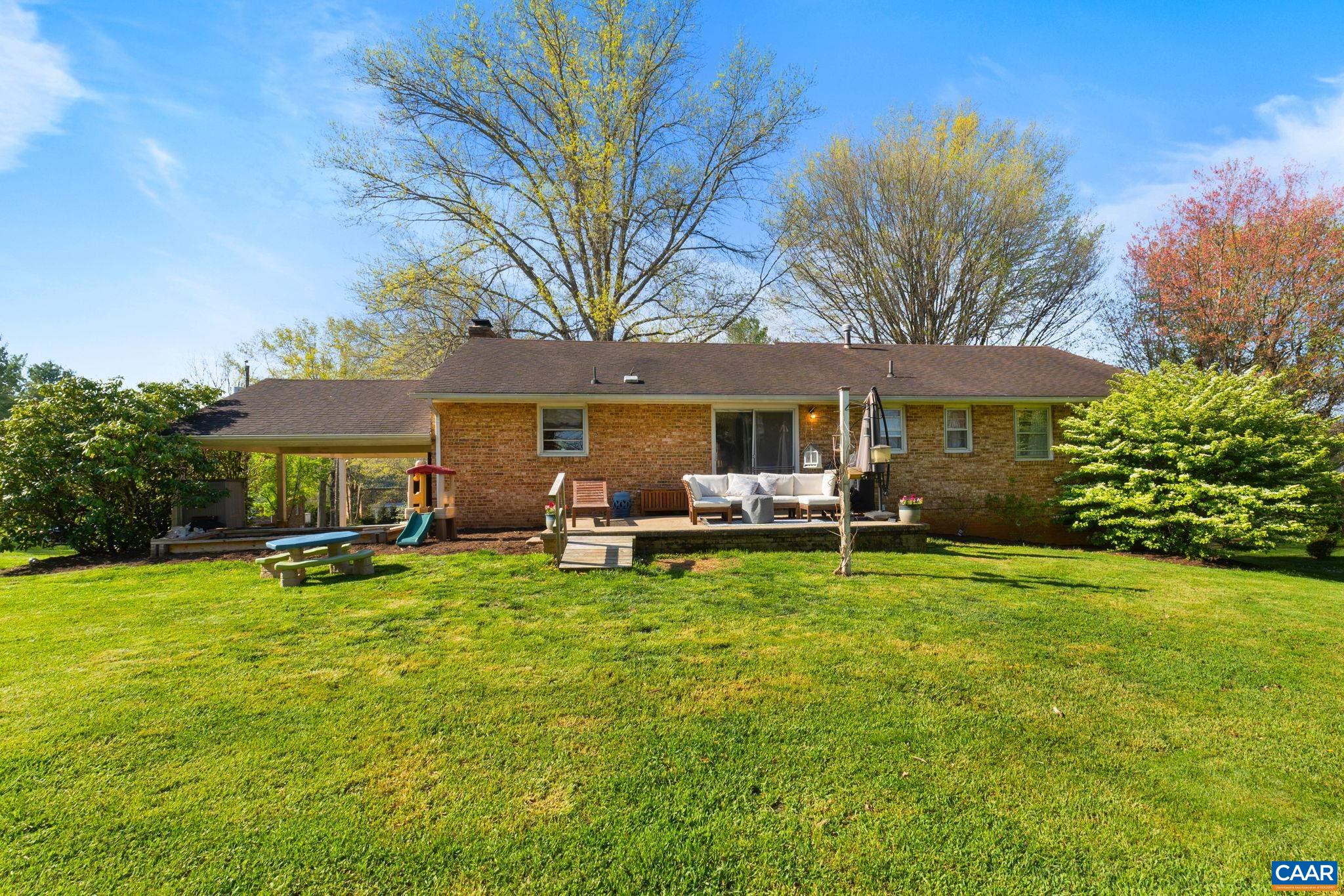 2316 DAVIS RD