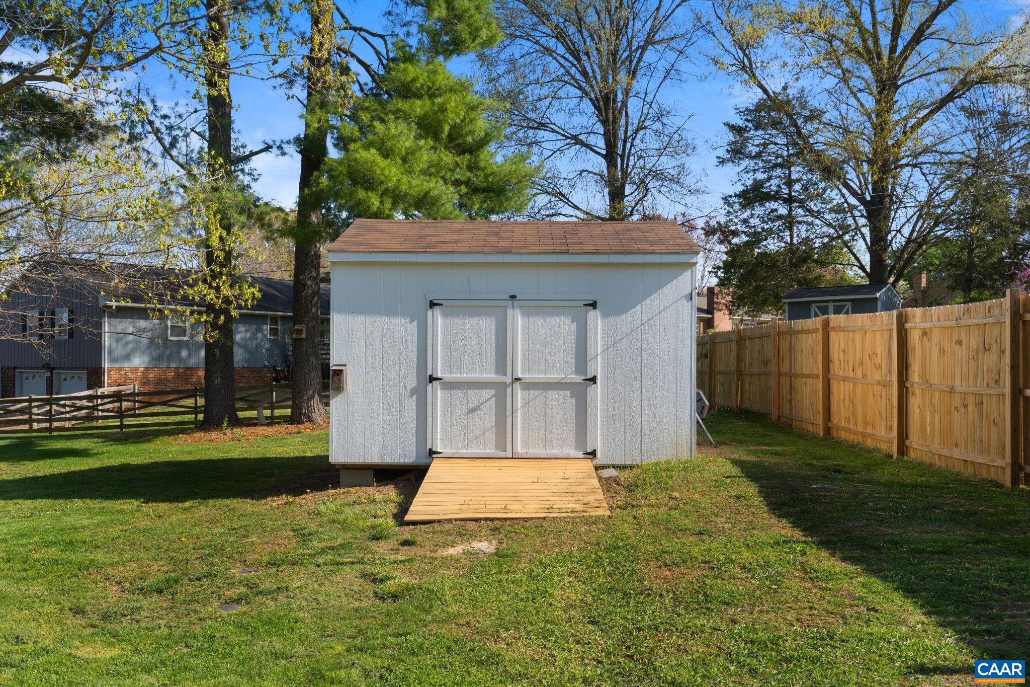 2316 DAVIS RD