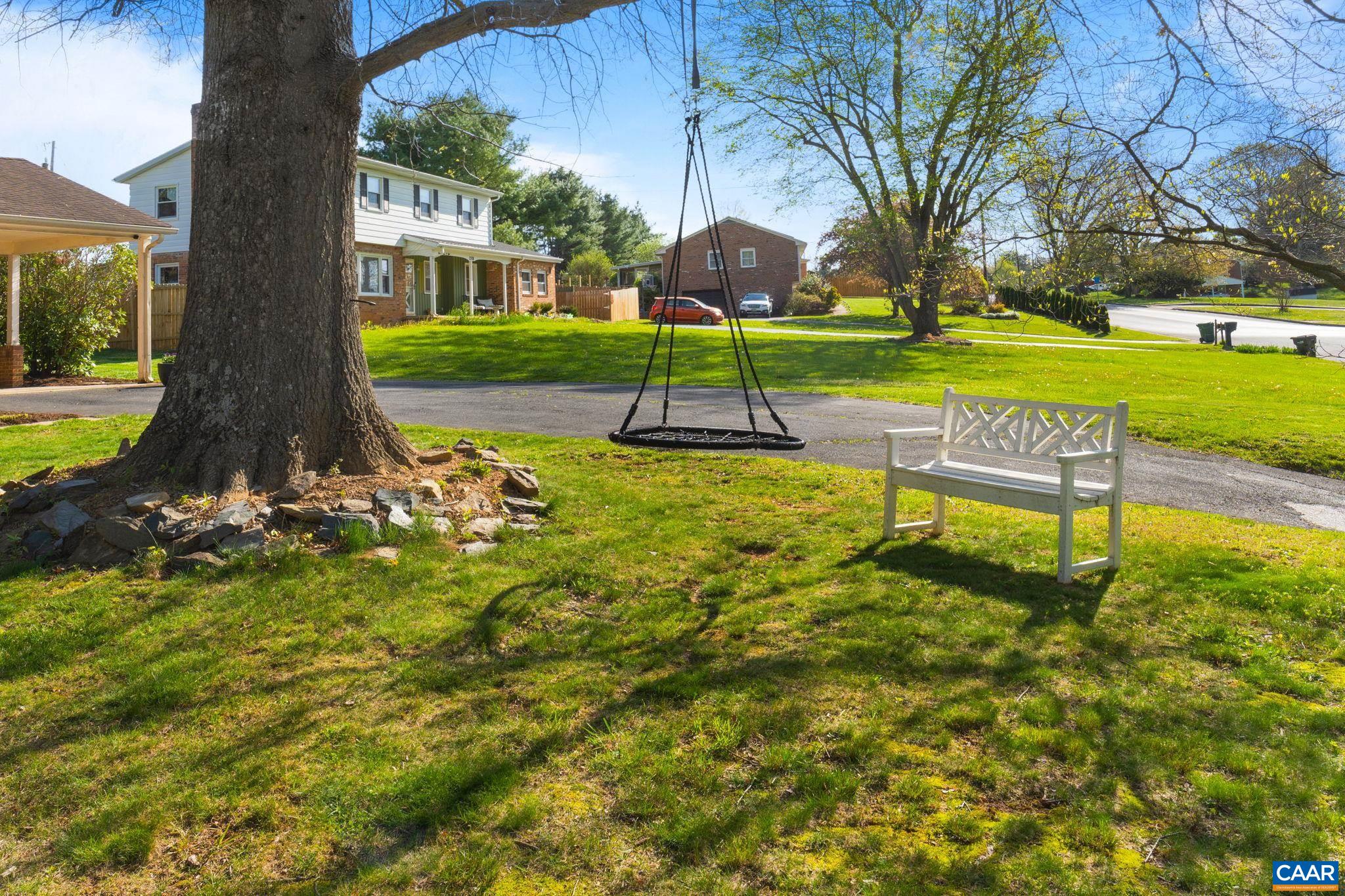 2316 DAVIS RD