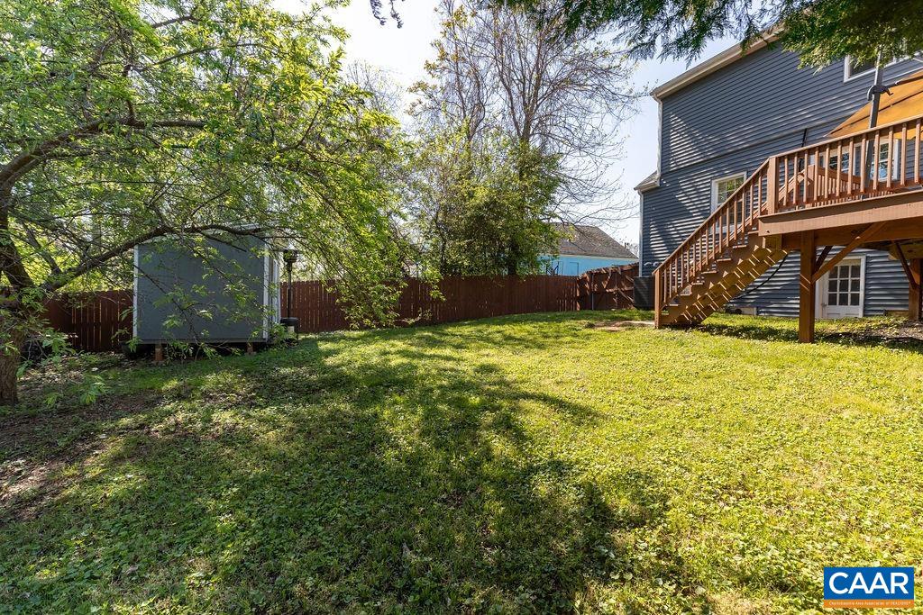 1016 CHERRY AVE