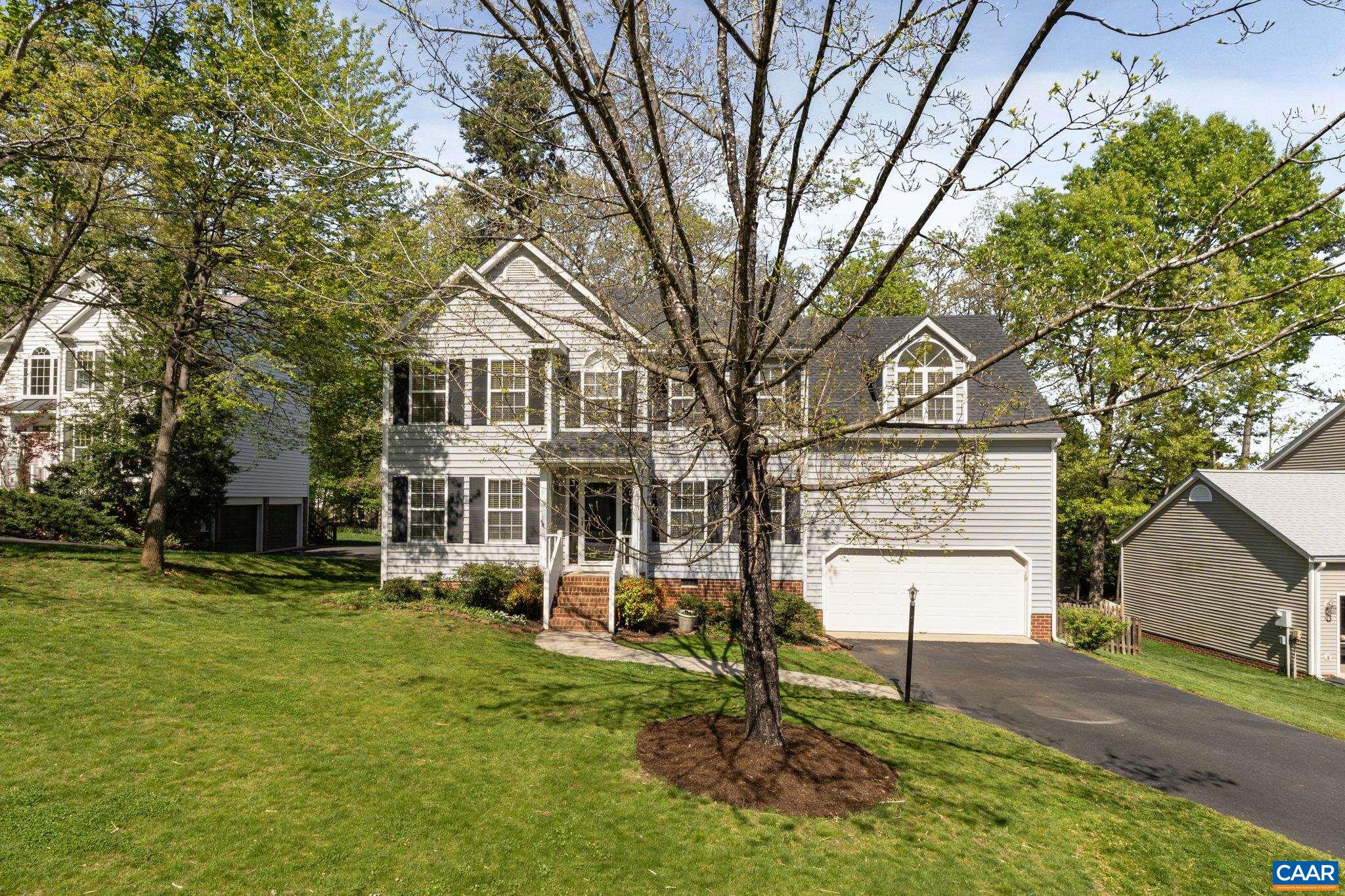 983 LAUREL GLN