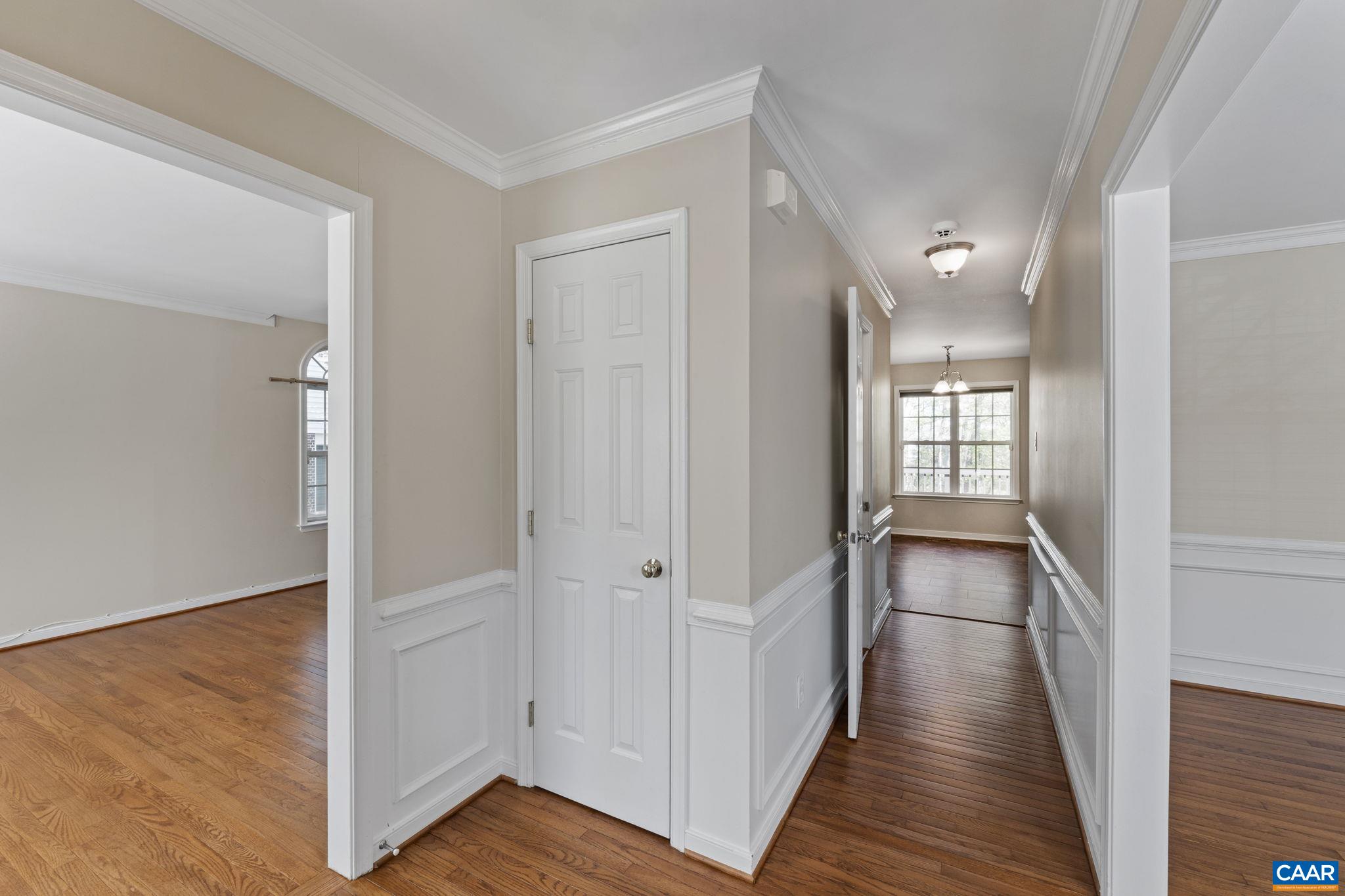 983 LAUREL GLN