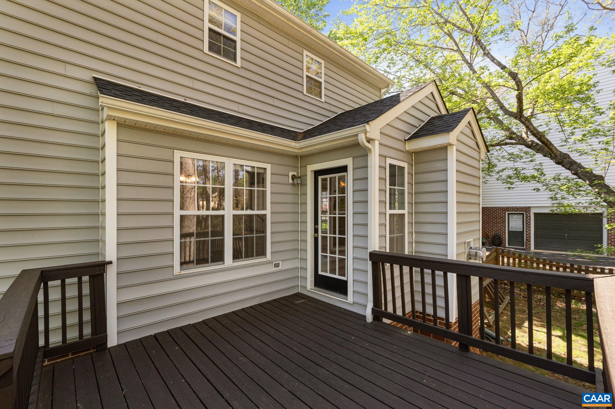 983 LAUREL GLN