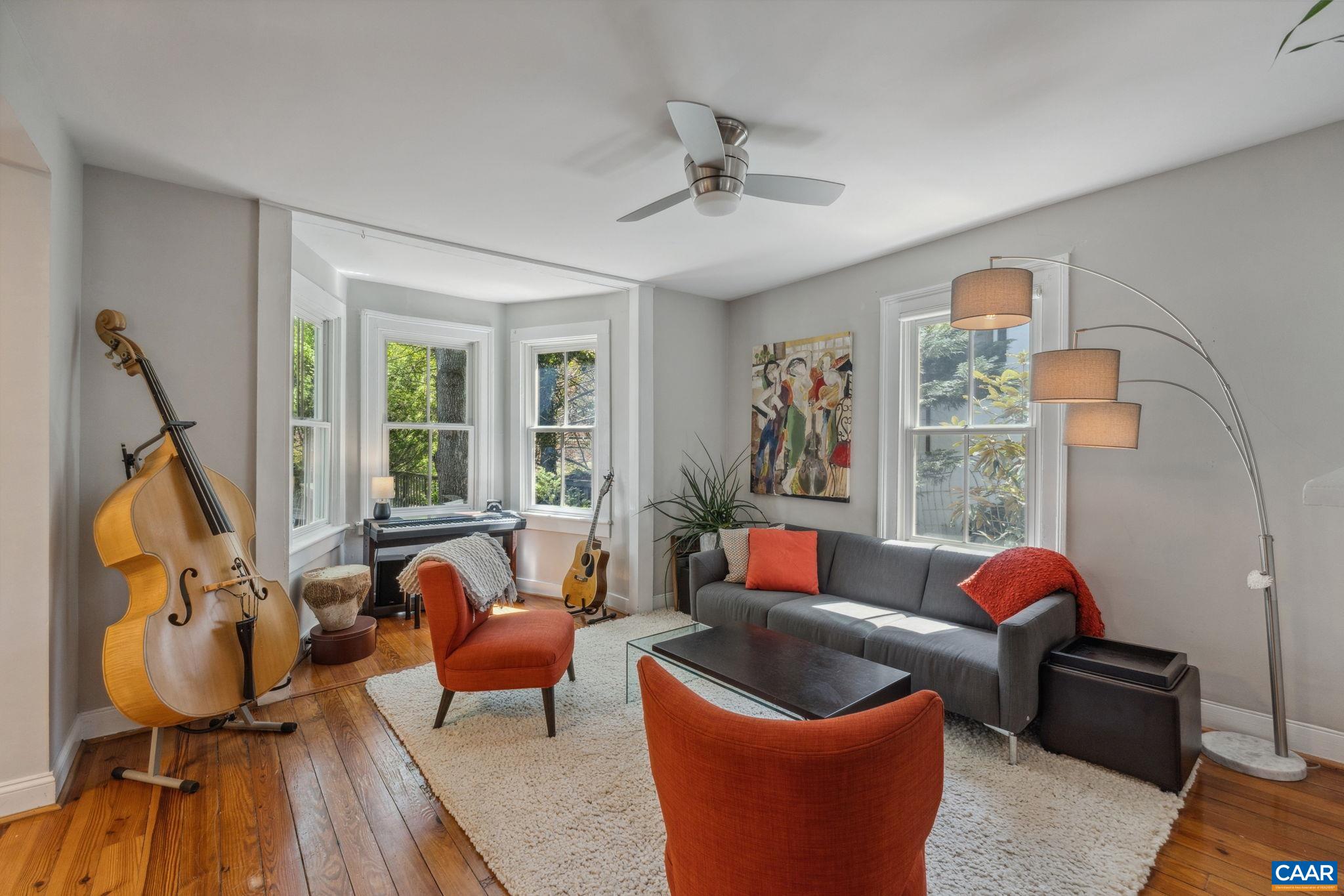 502 LEXINGTON AVE