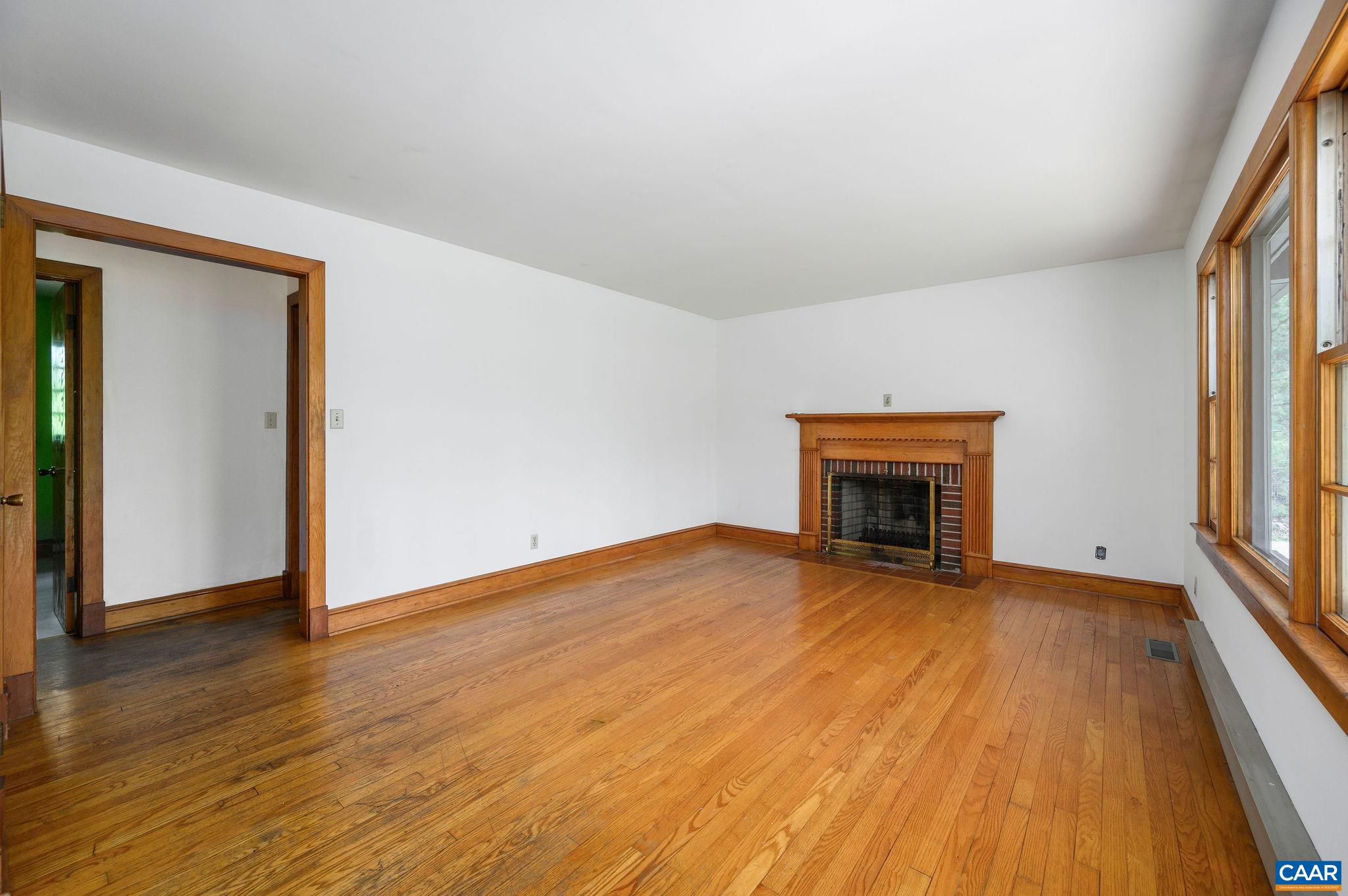 47 REVA LN