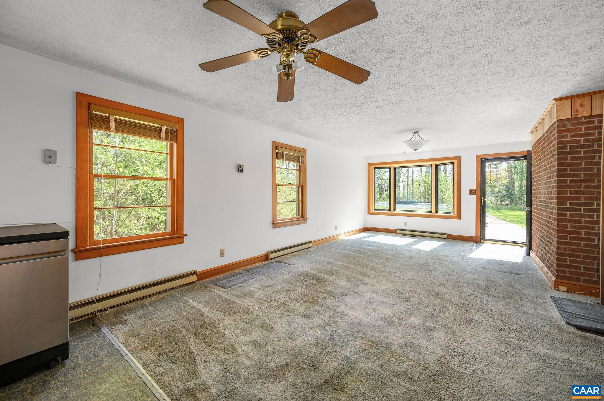 47 REVA LN