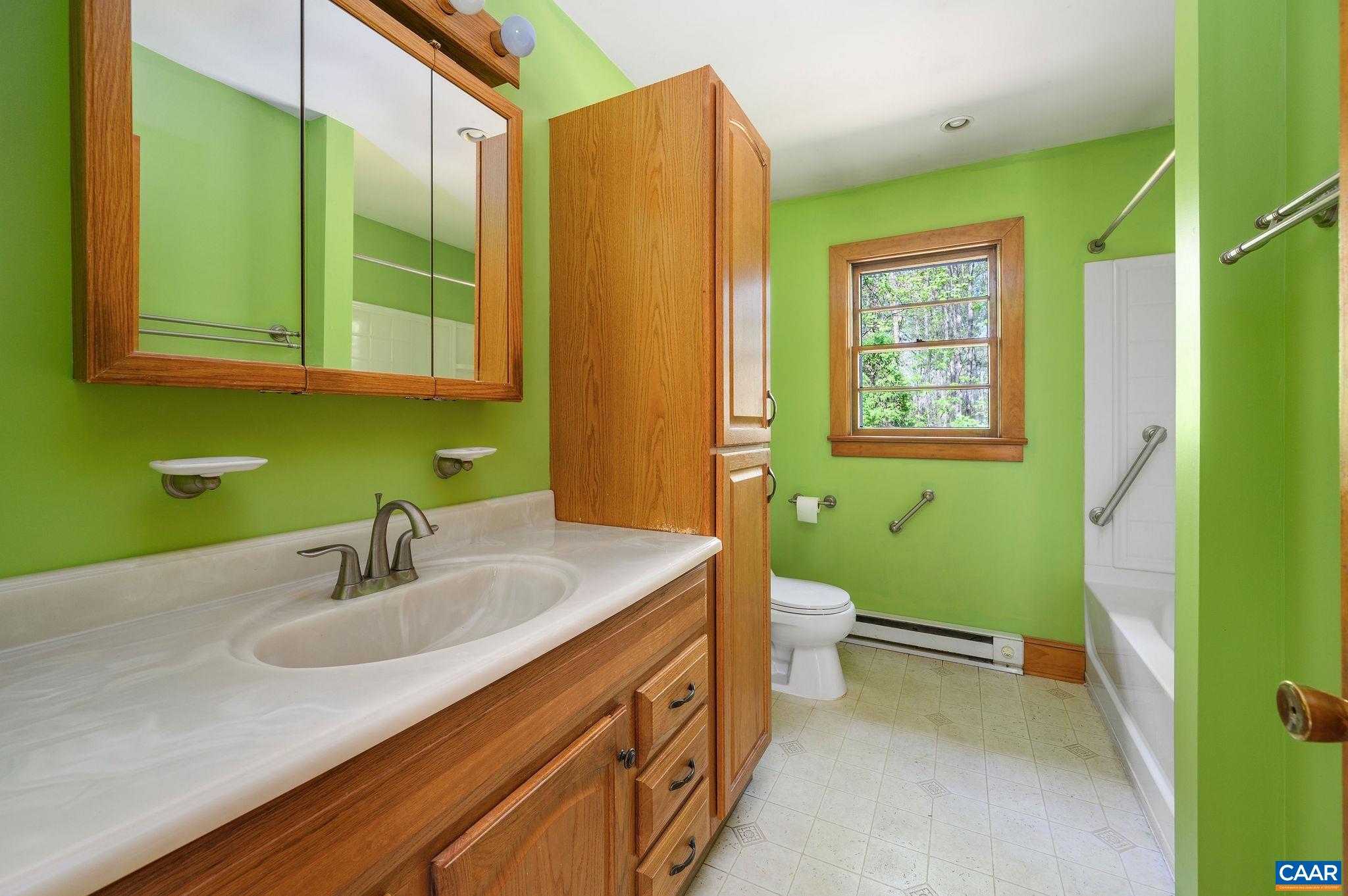 47 REVA LN