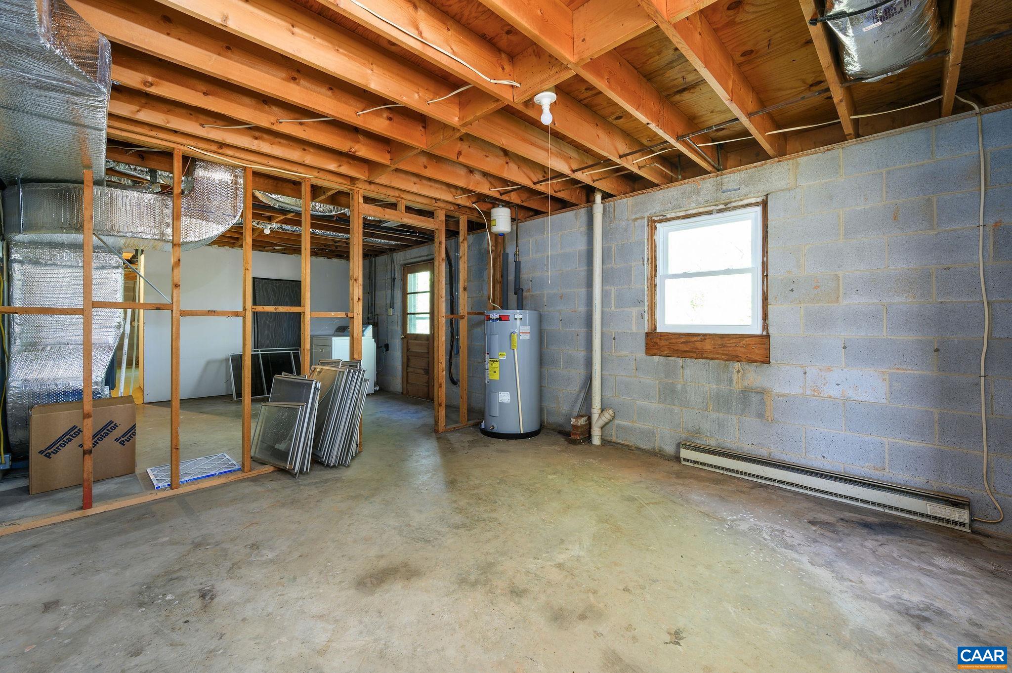 47 REVA LN