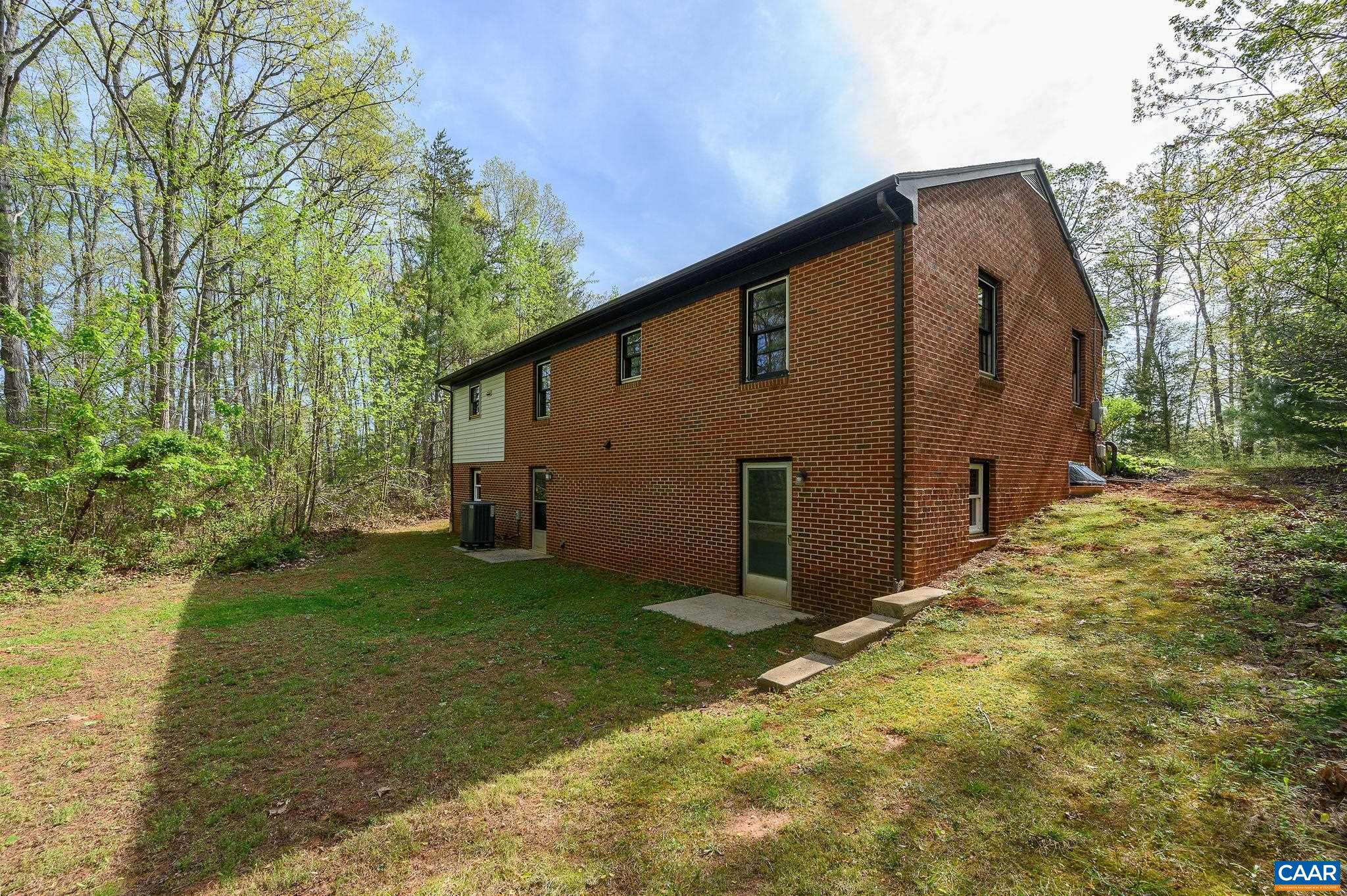 47 REVA LN