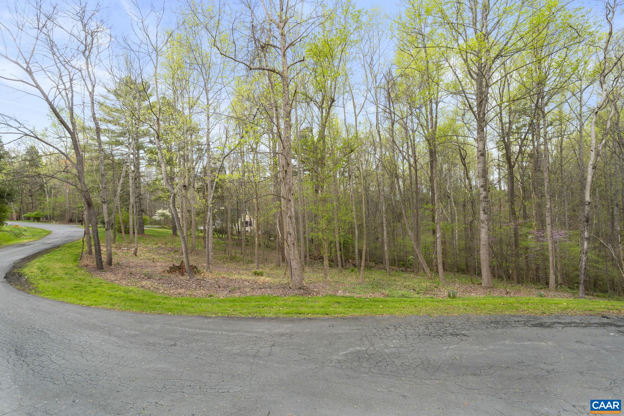 3835 WEST DR