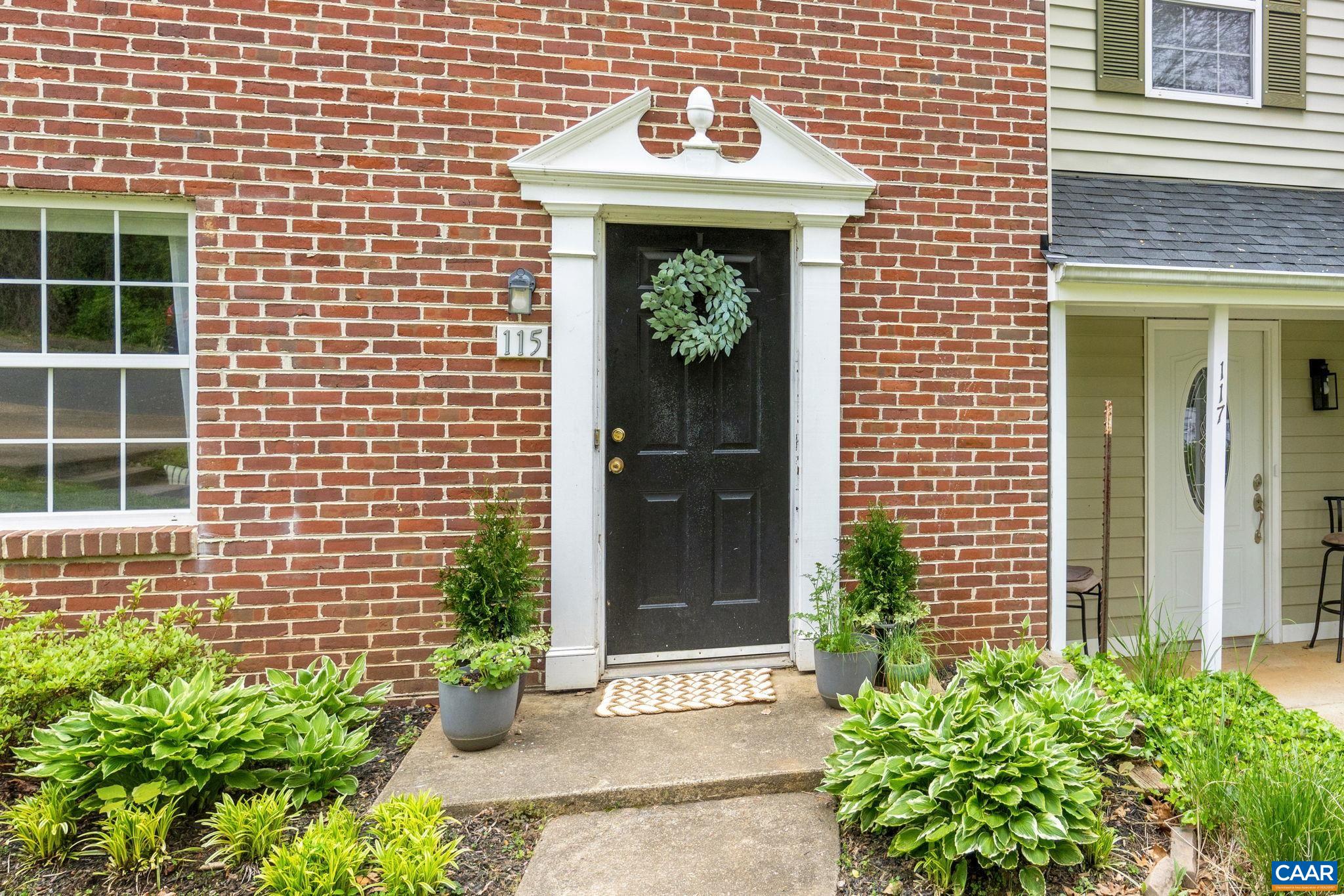 115 LODGE CREEK CIR