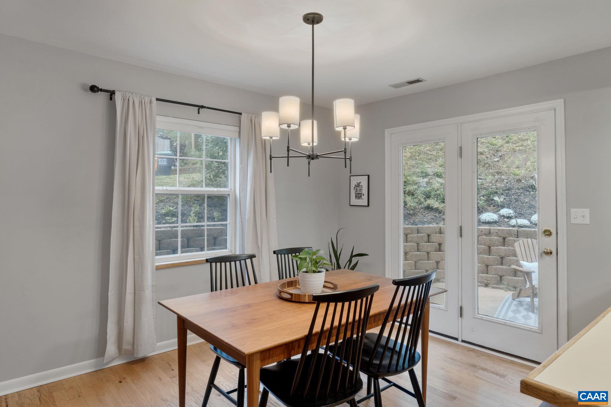 115 LODGE CREEK CIR