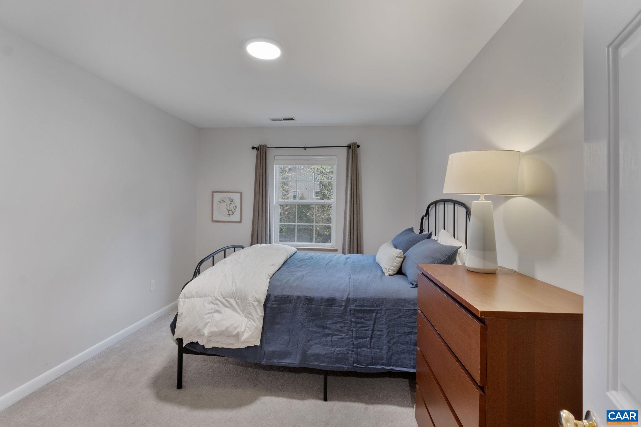 115 LODGE CREEK CIR