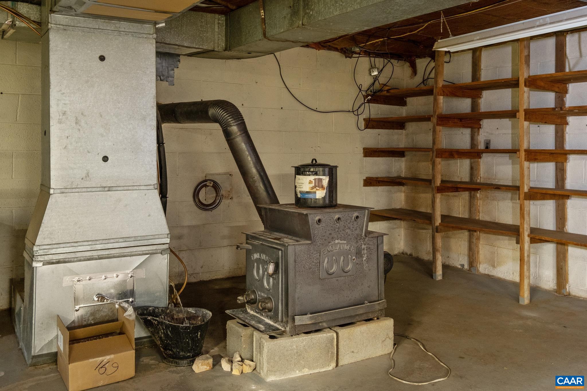 691 OLD RD