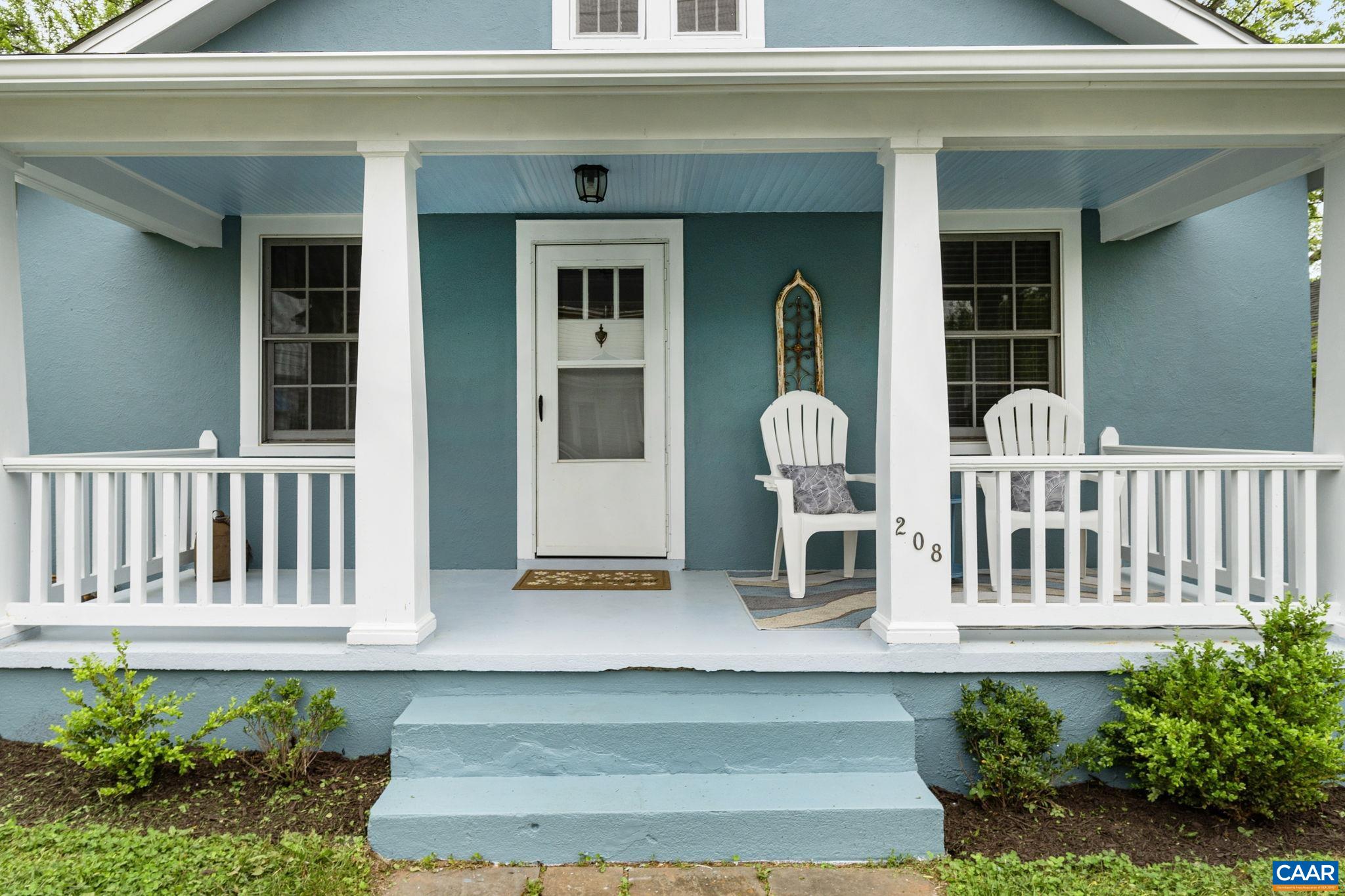 208 LITTLE GRAVES ST