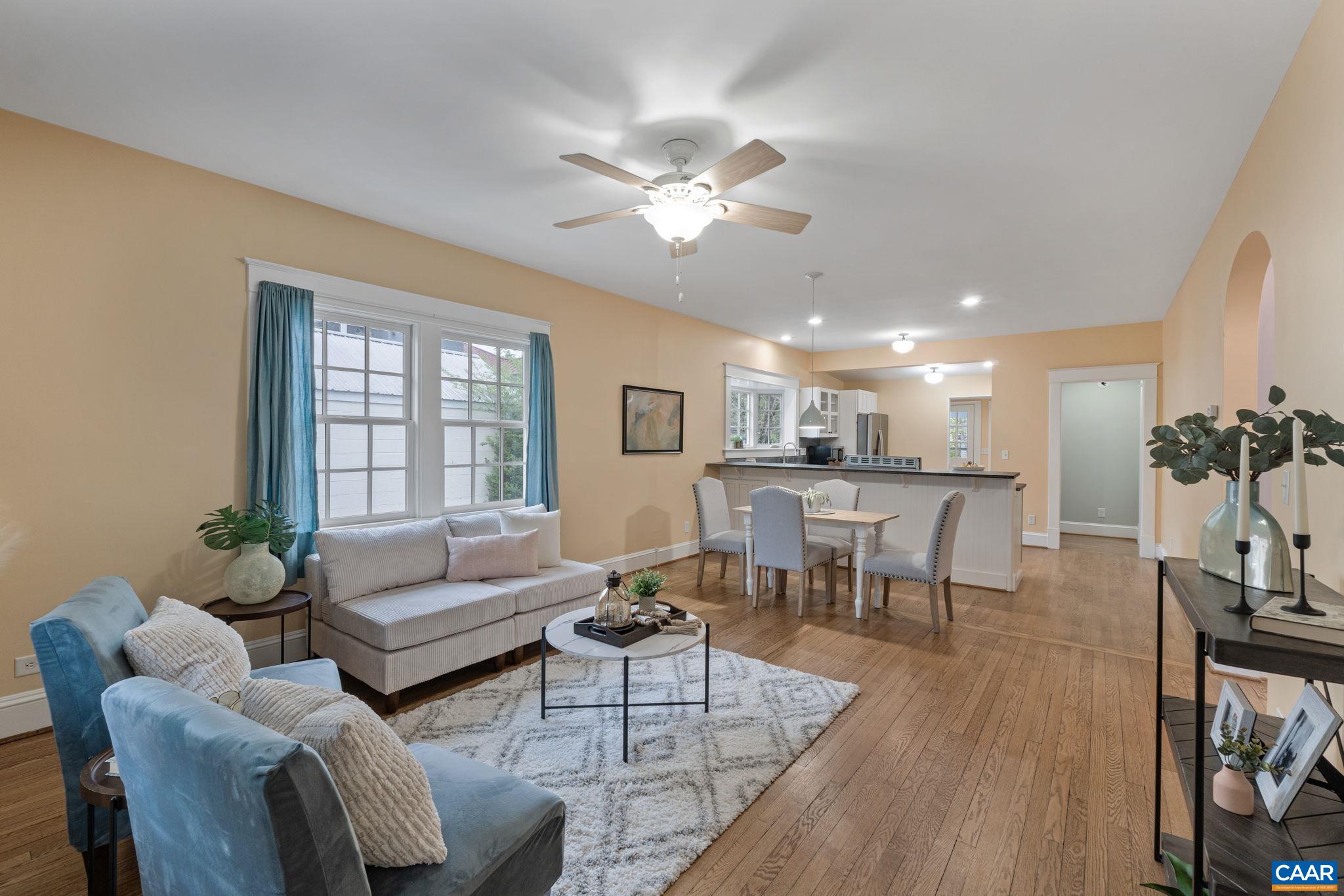 208 LITTLE GRAVES ST