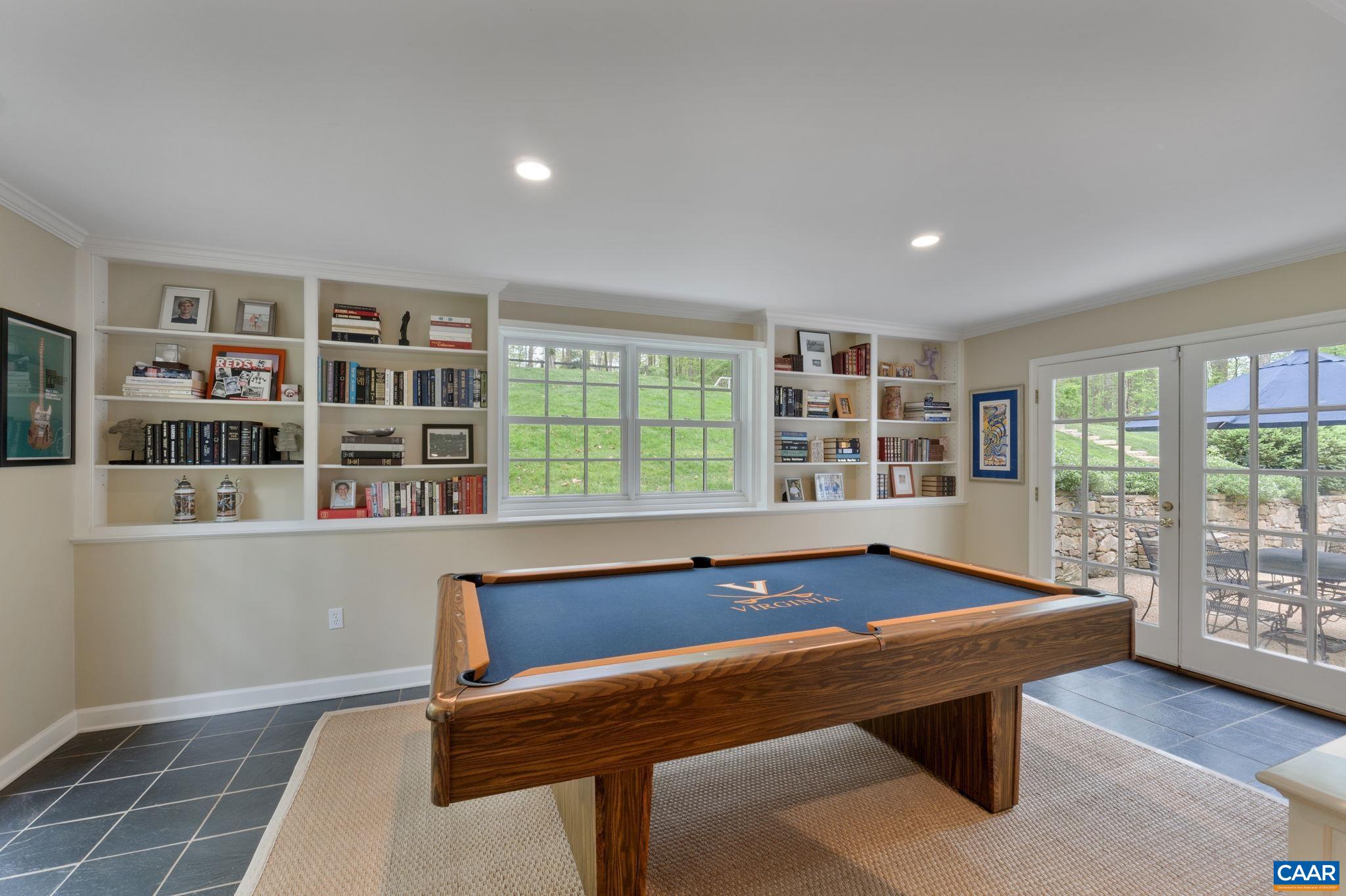 888 TANGLEWOOD RD