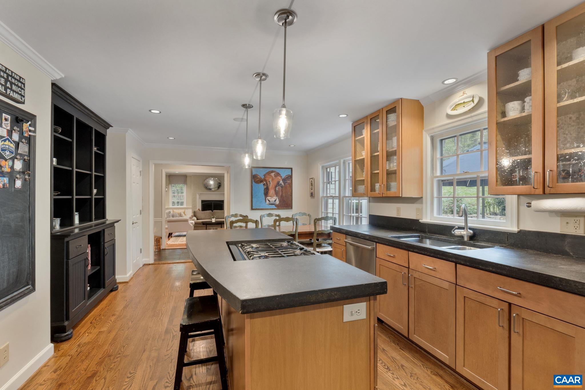888 TANGLEWOOD RD