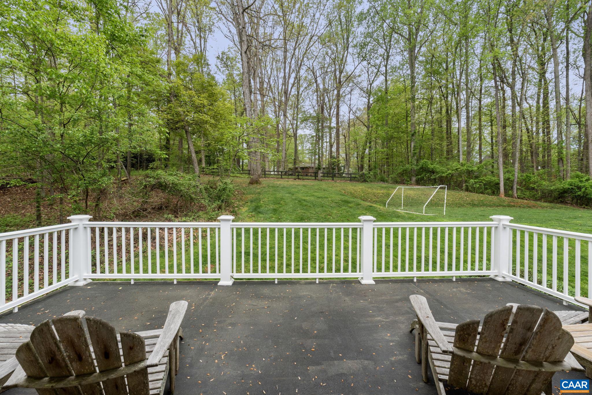 888 TANGLEWOOD RD