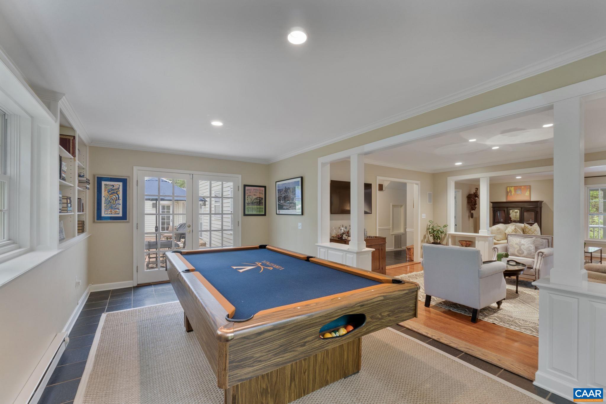 888 TANGLEWOOD RD